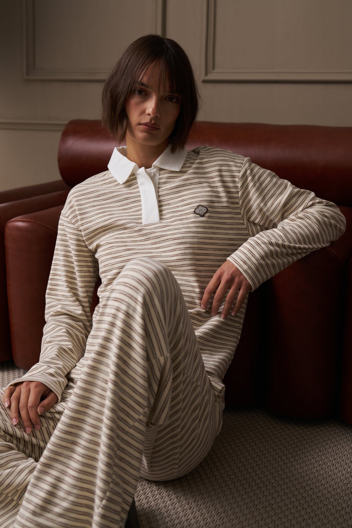 STRIPE LIGHTWEIGHT FLEECE POLO TOP - BEIGE