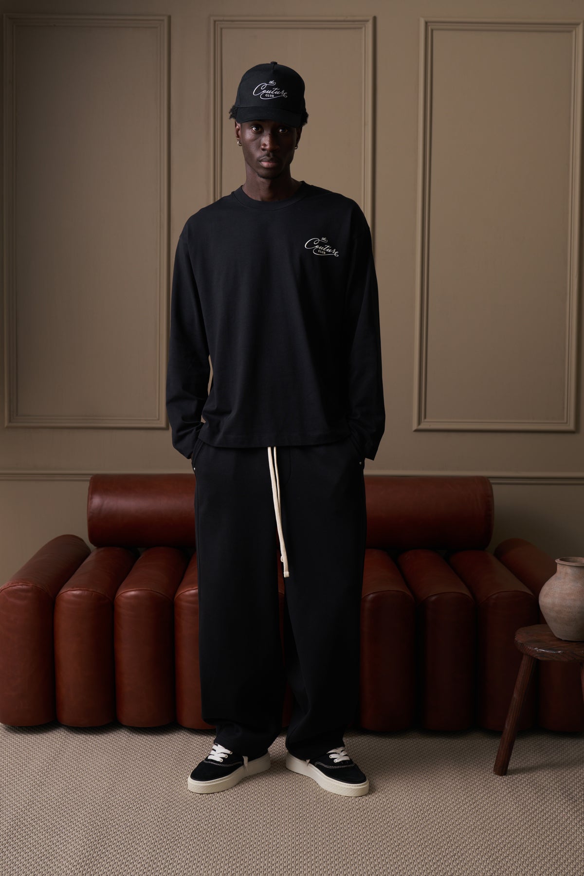 PRIVATE MEMBERS SCRIPT LONG SLEEVE T-SHIRT - BLACK