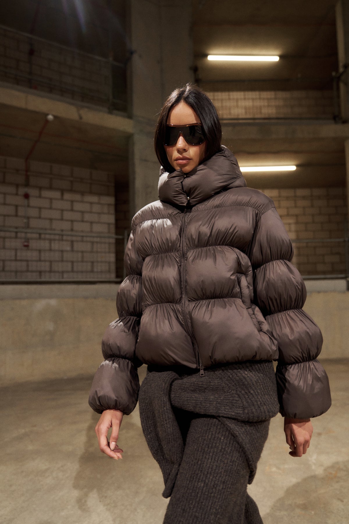 BUBBLE HOODED PUFFER COAT - CHOCOLATE