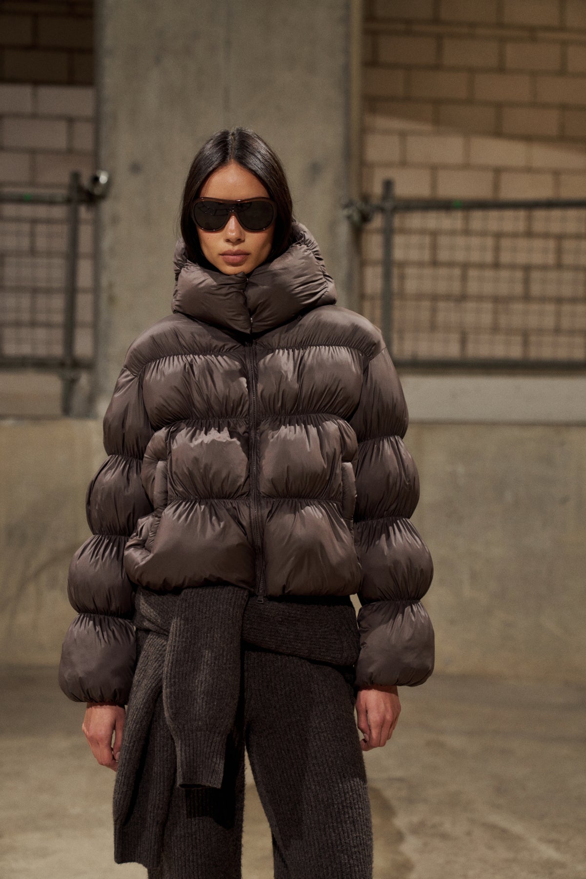 BUBBLE HOODED PUFFER COAT - CHOCOLATE