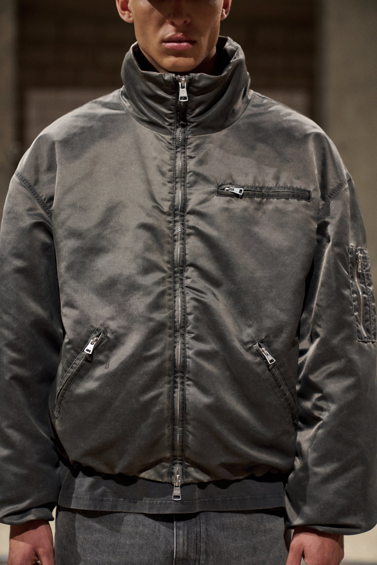 WASHED NYLON PUFFER JACKET - BROWN