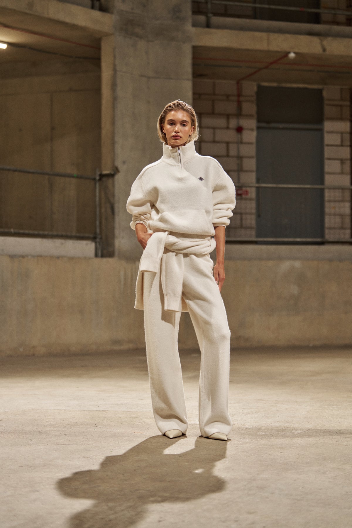 EMBLEM EMBROIDERED FUNNEL NECK - OFF WHITE