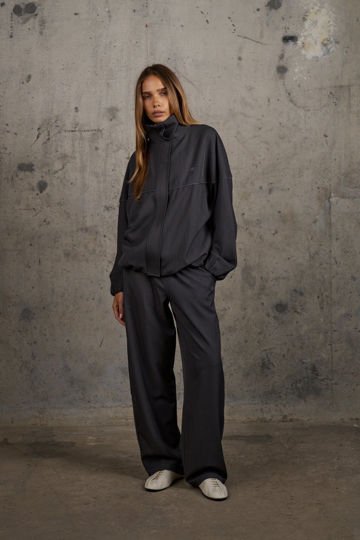 PIPED BARREL LEG TROUSERS - CHARCOAL