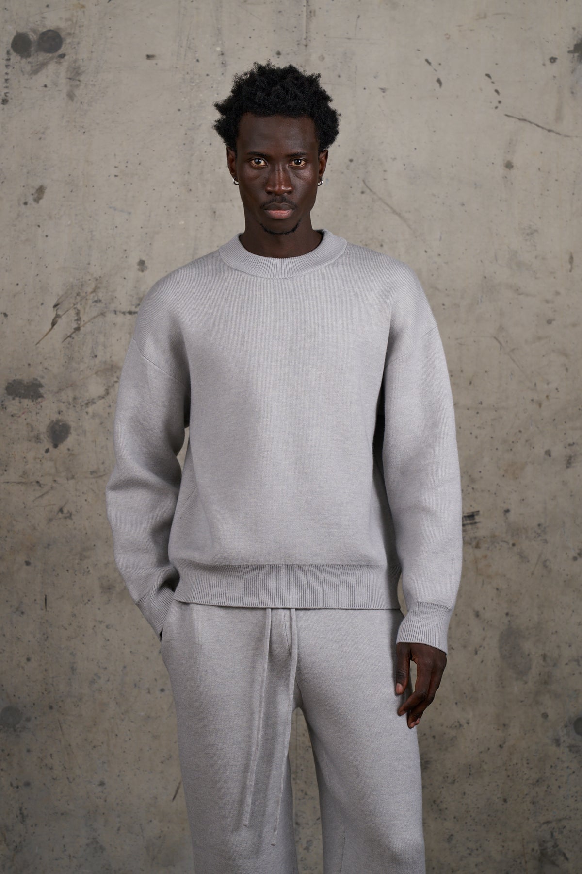 COMPACT KNIT COPYRIGHT CREW - GREY