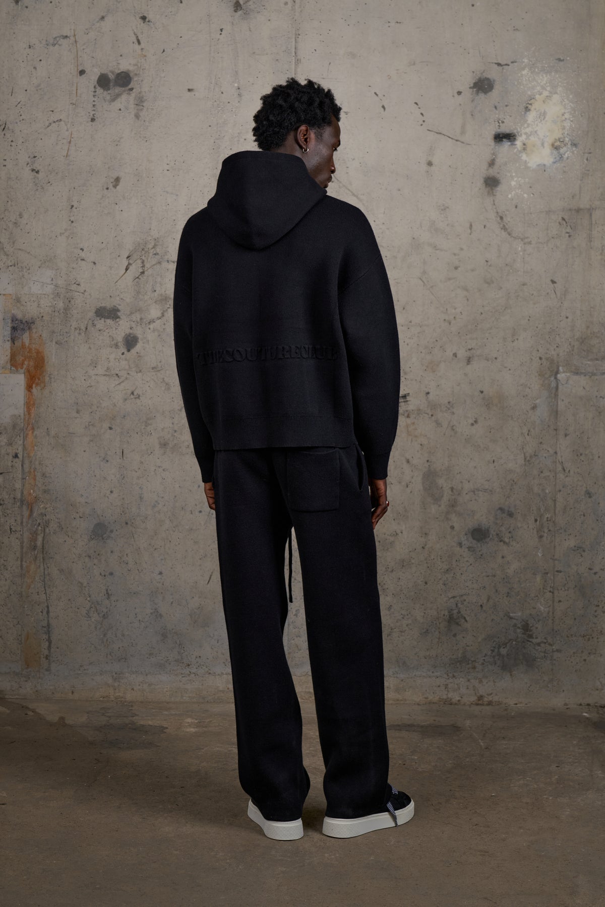 COMPACT KNIT COPYRIGHT HOODIE - BLACK