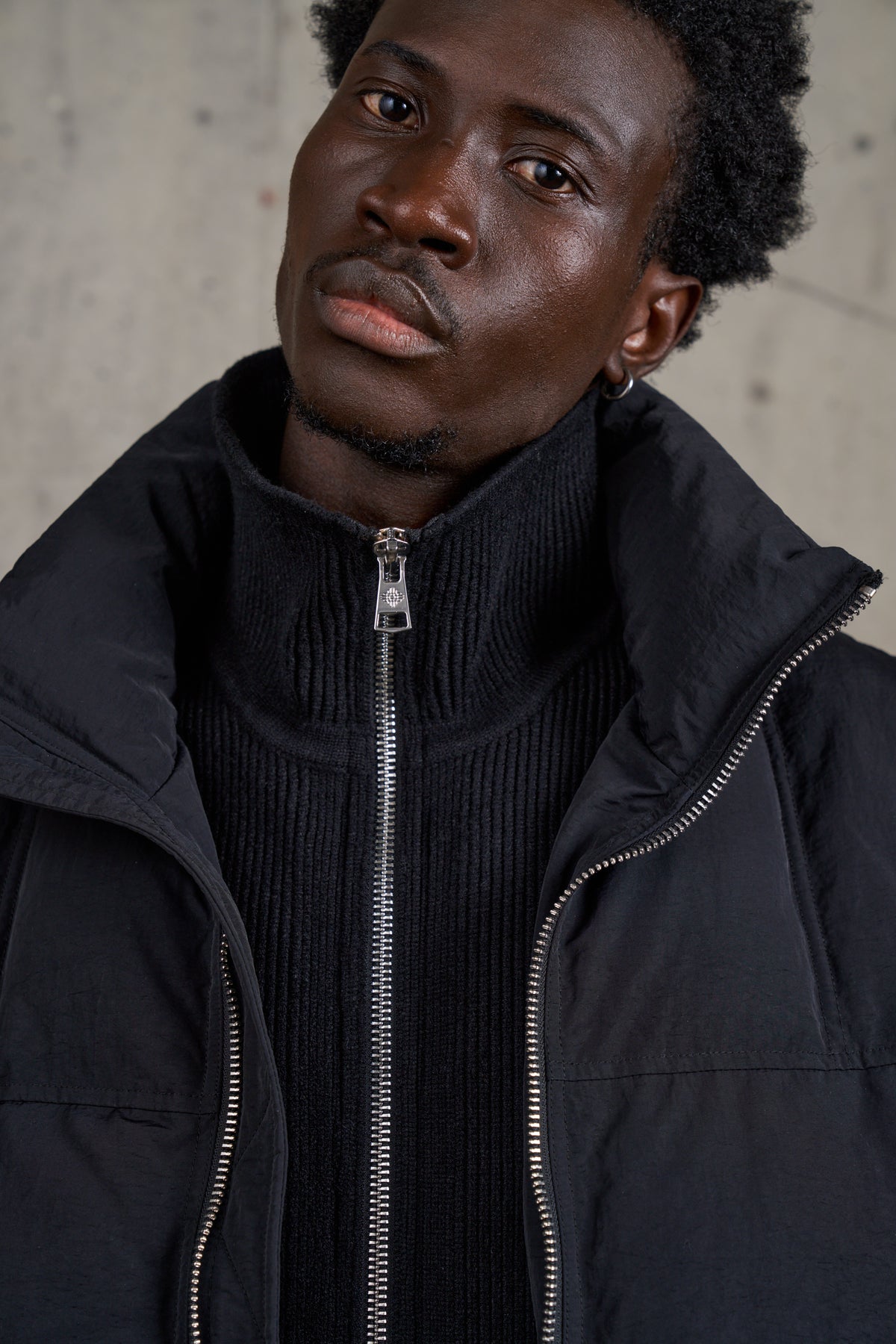 KNITTED PANEL PUFFER COAT - BLACK
