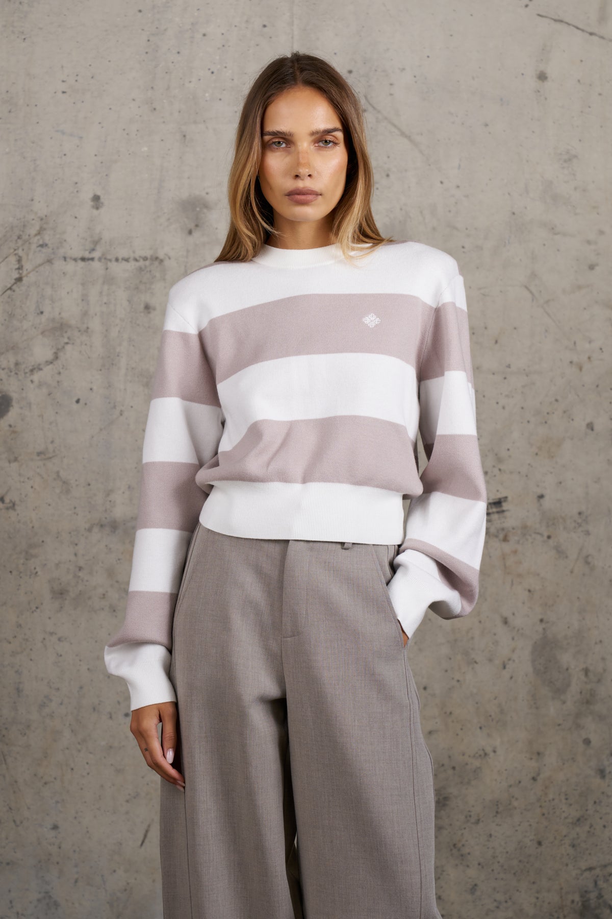 SHOULDER PADDED STRIPE KNIT CREW - BEIGE
