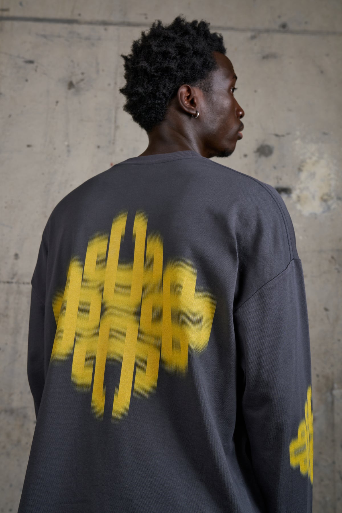 MOTION BLURRED LONG SLEEVE T-SHIRT - CHARCOAL/YELLOW