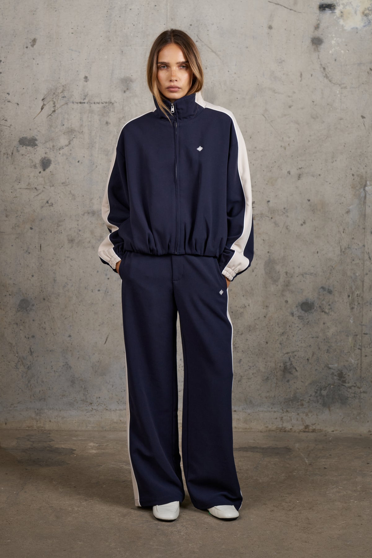 PANELLED TRACK TOP - NAVY