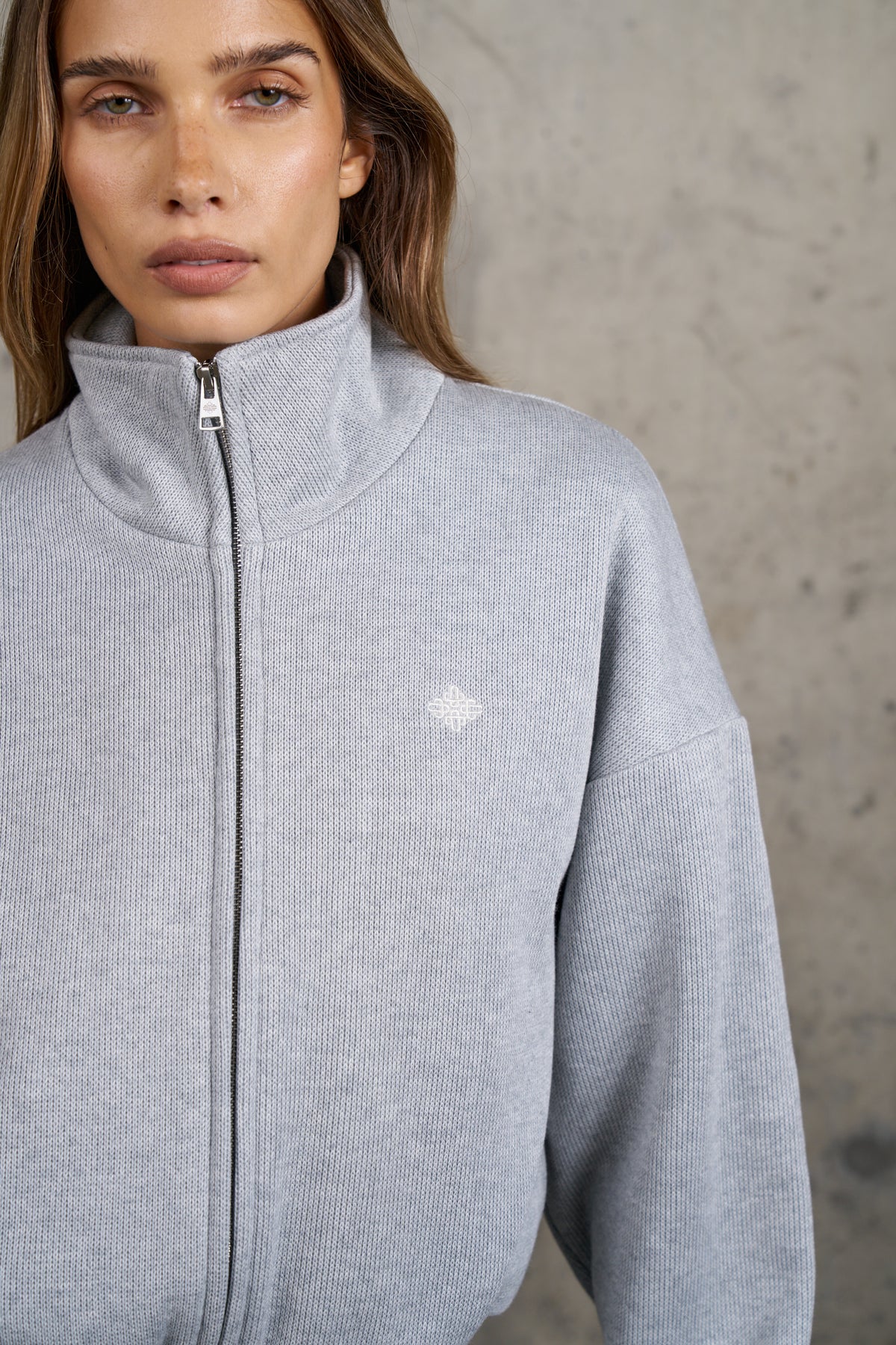 TEXTURED FUNNEL NECK ZIP THROUGH - GREY