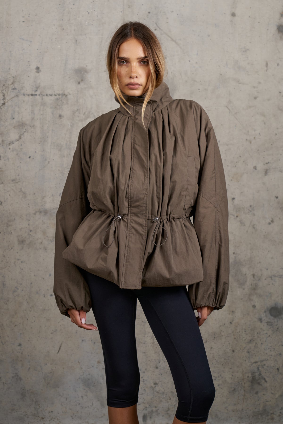 CINCHED WAIST FUNNEL NECK PADDED JACKET - BROWN
