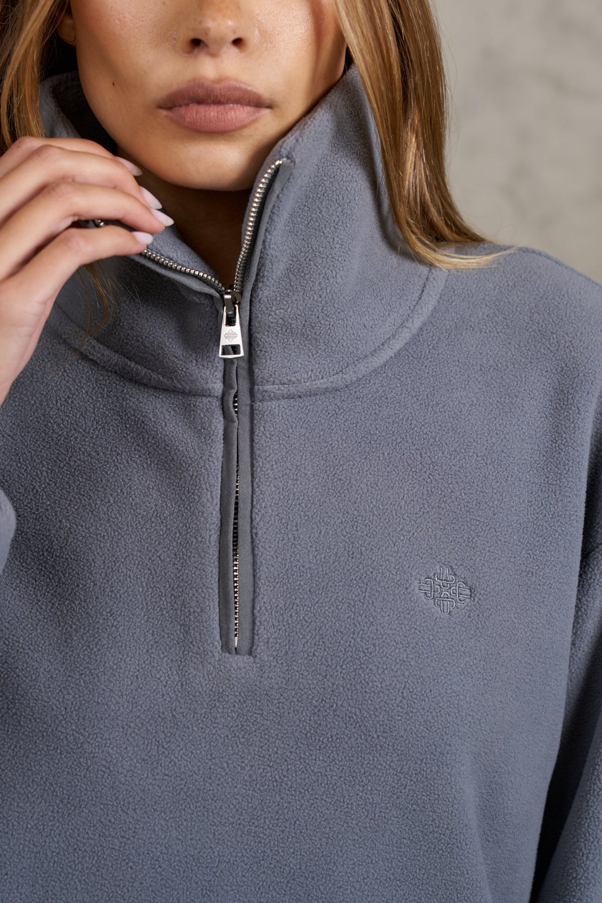 COMPACT FLEECE QUARTER ZIP - GRAPHITE