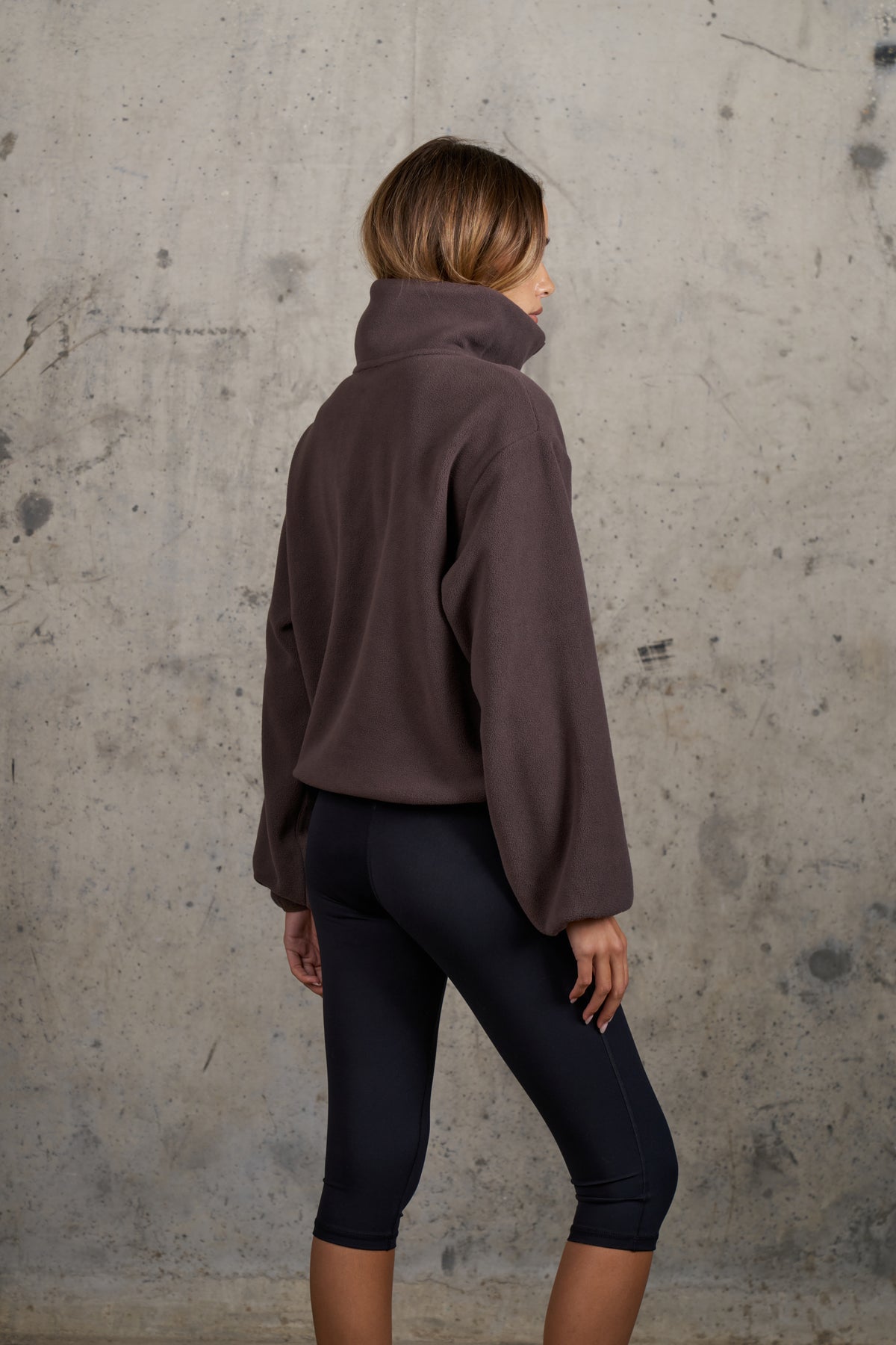 COMPACT FLEECE QUARTER ZIP - BROWN