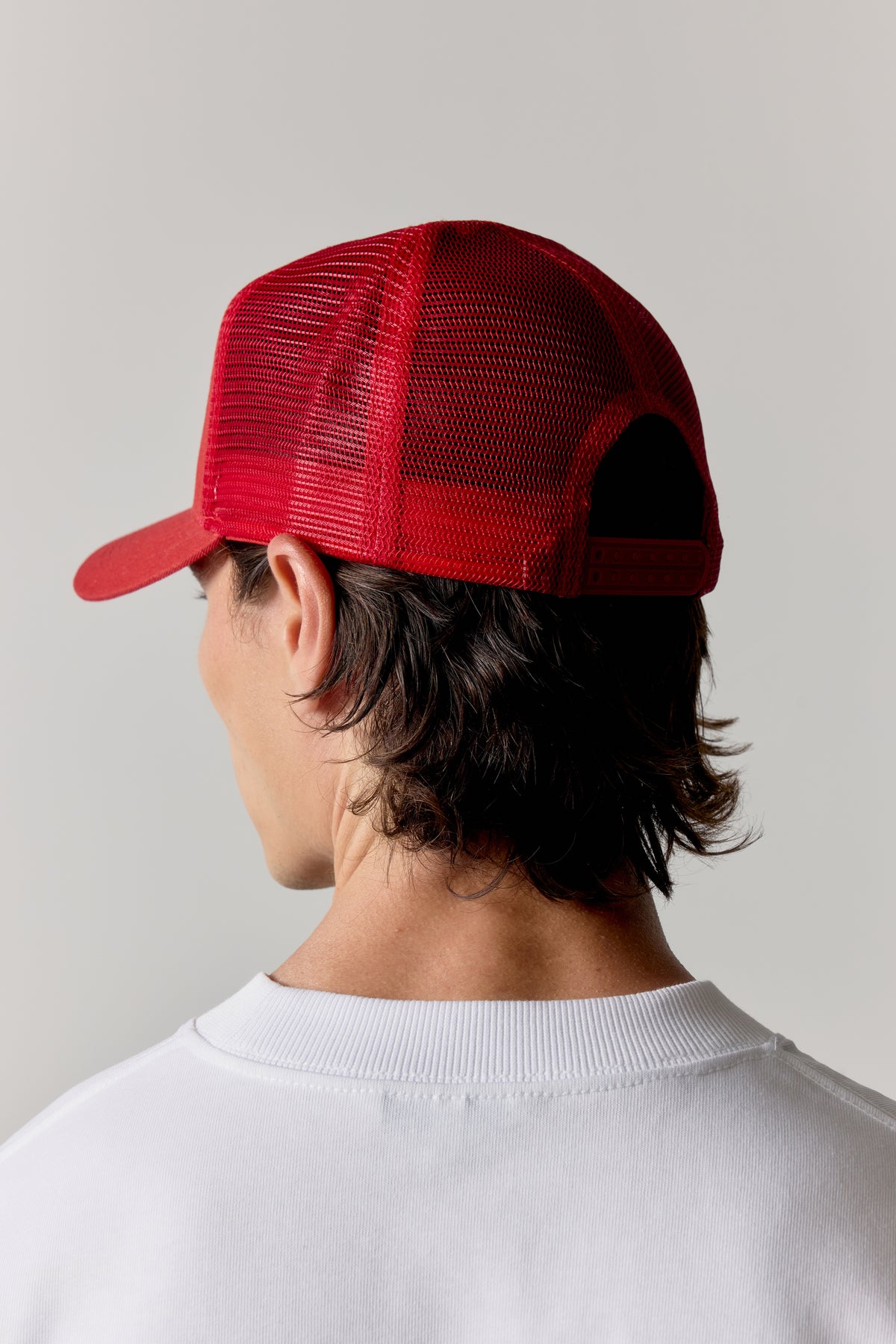 EMBLEM EMBROIDERED MESH BACK CAP - RED