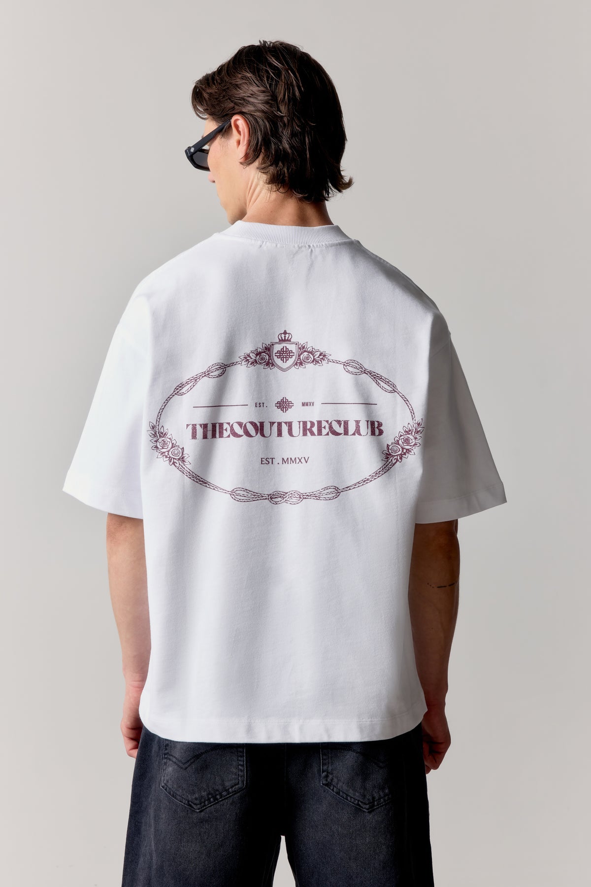 COPYRIGHT CREST GRAPHIC T-SHIRT - BURGUNDY