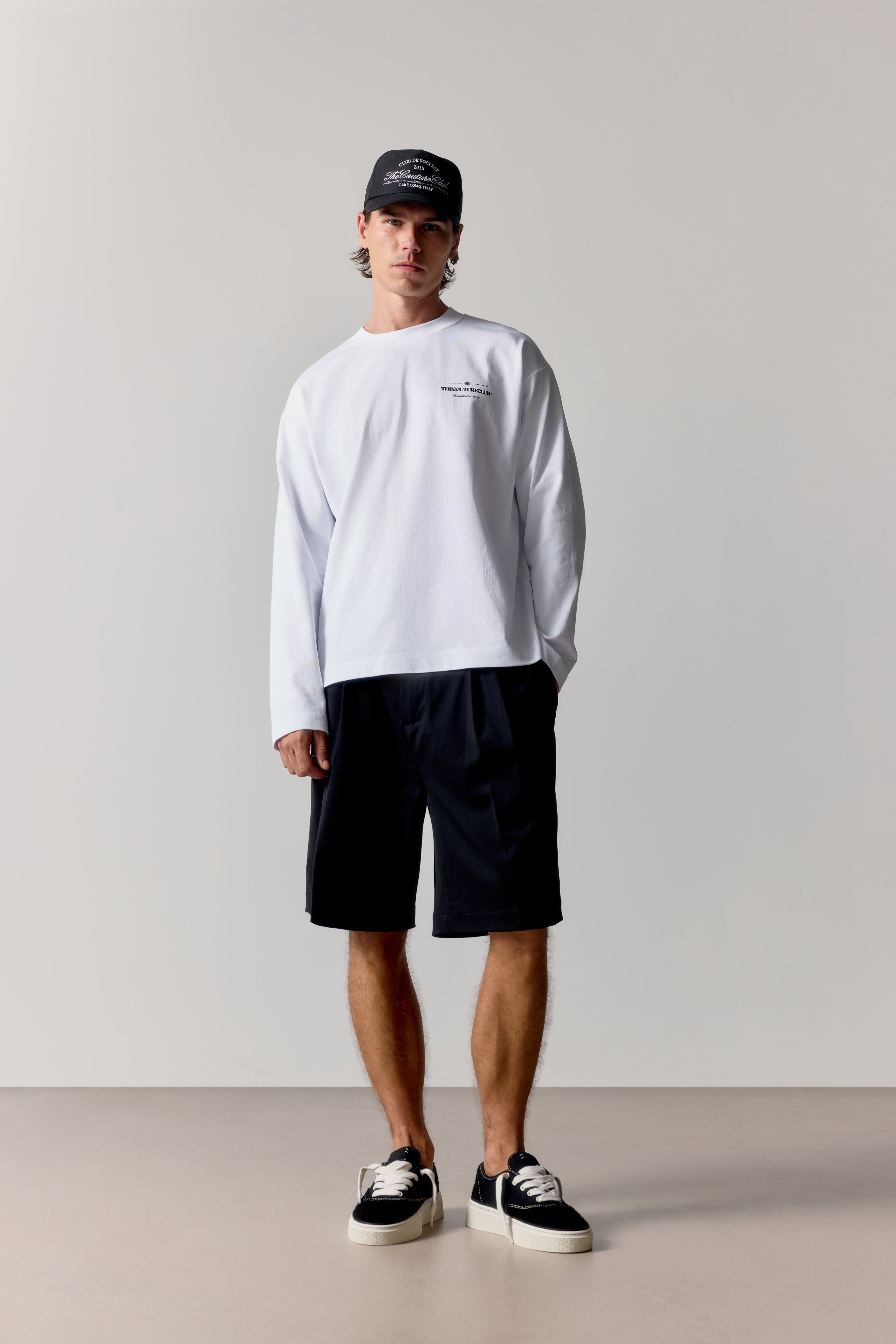 COPYRIGHT LONG SLEEVE T-SHIRT - WHITE BLACK