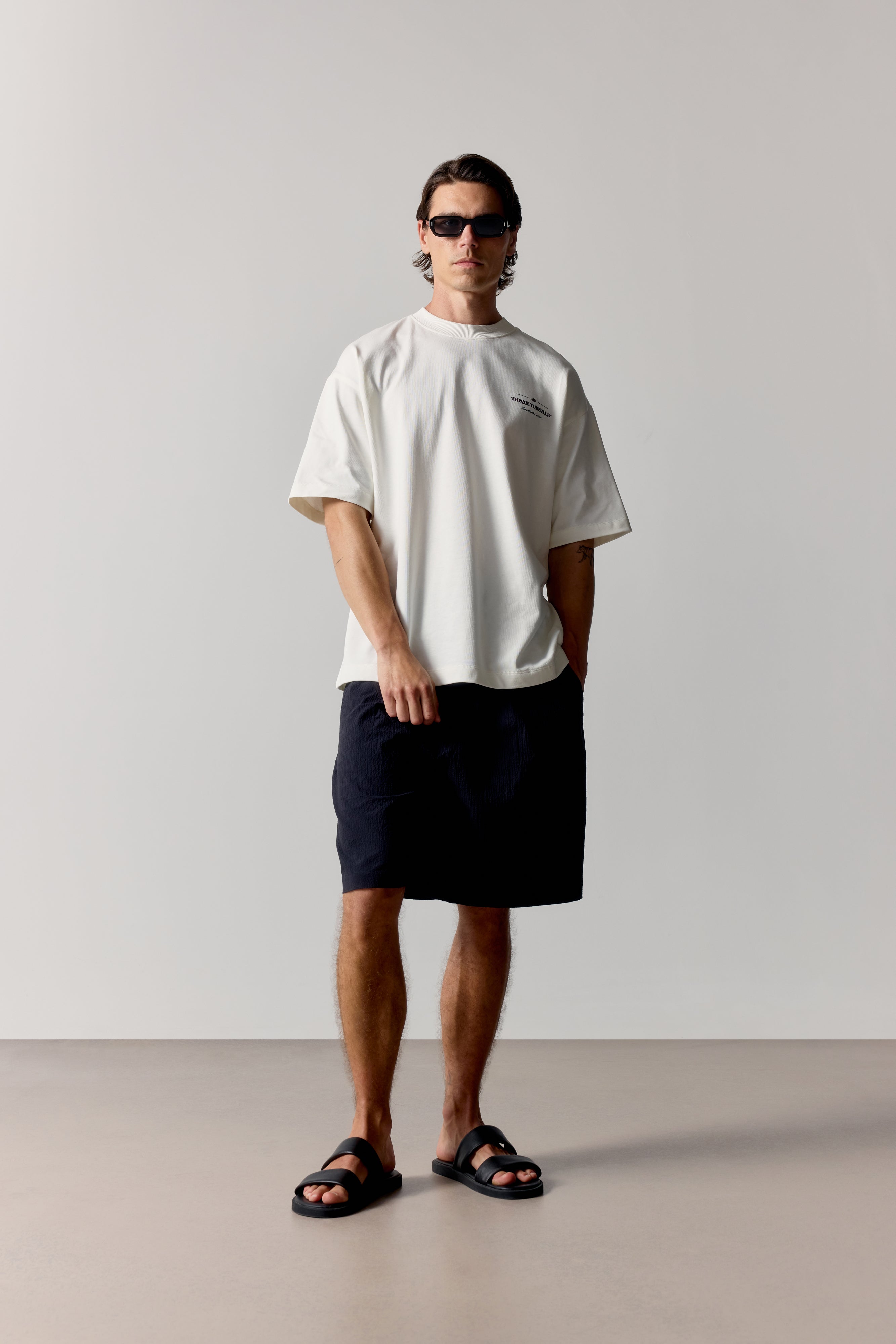 COPYRIGHT MULTI GRAPHIC T-SHIRT - OFF WHITE BURGUNDY