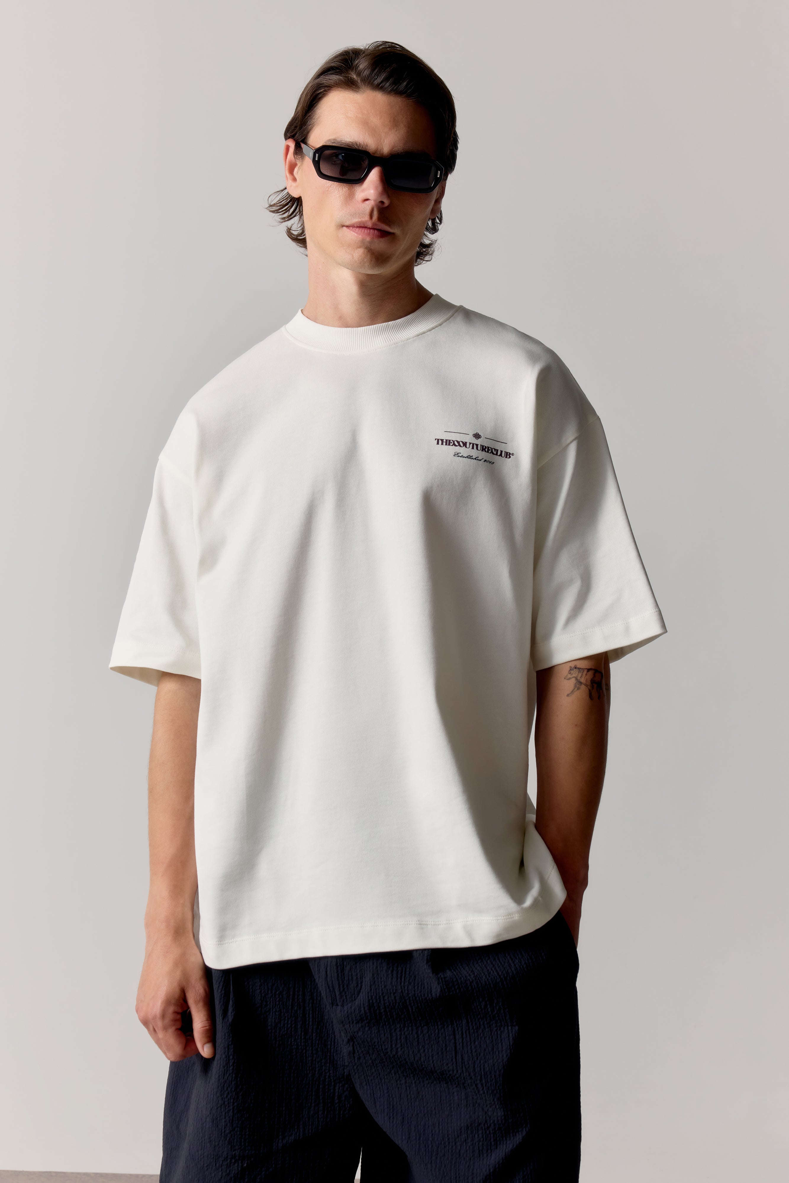COPYRIGHT MULTI GRAPHIC T-SHIRT - OFF WHITE BURGUNDY
