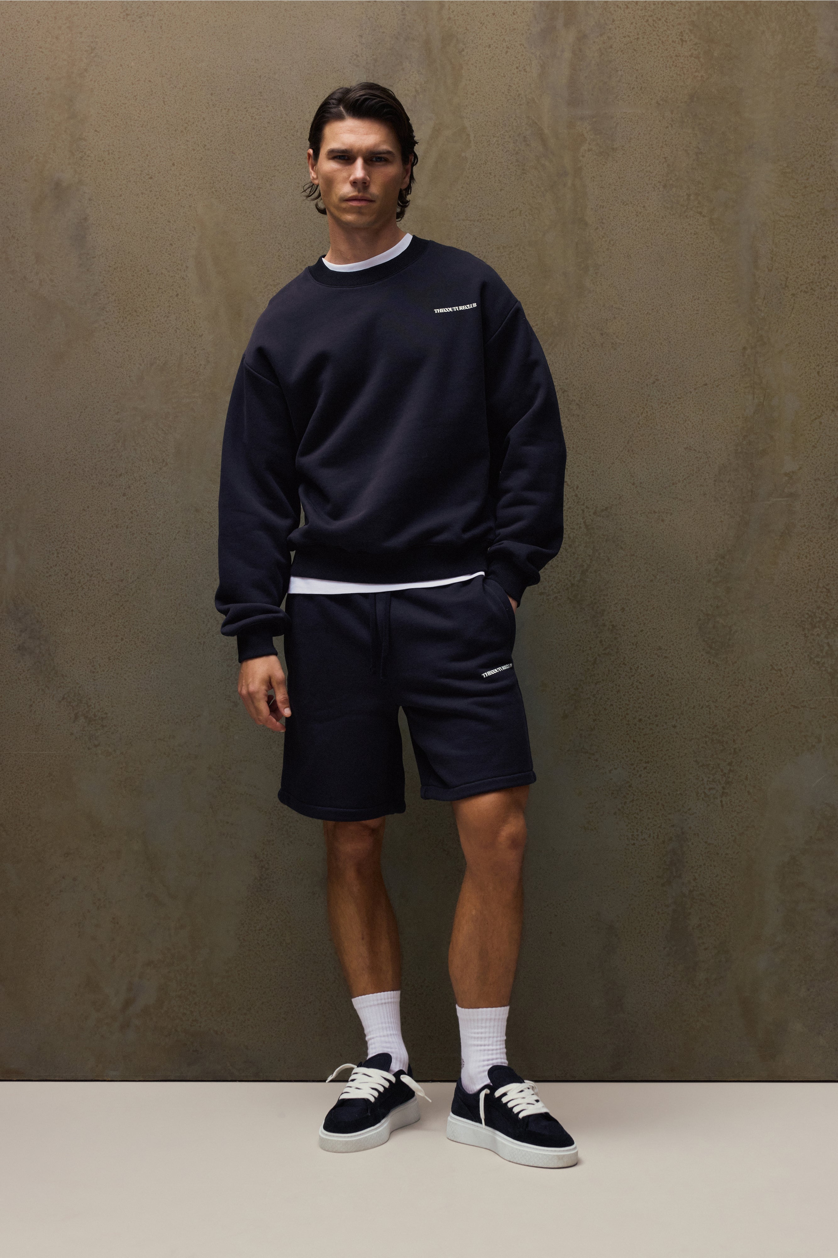 COPYRIGHT RELAXED CREW - BLACK