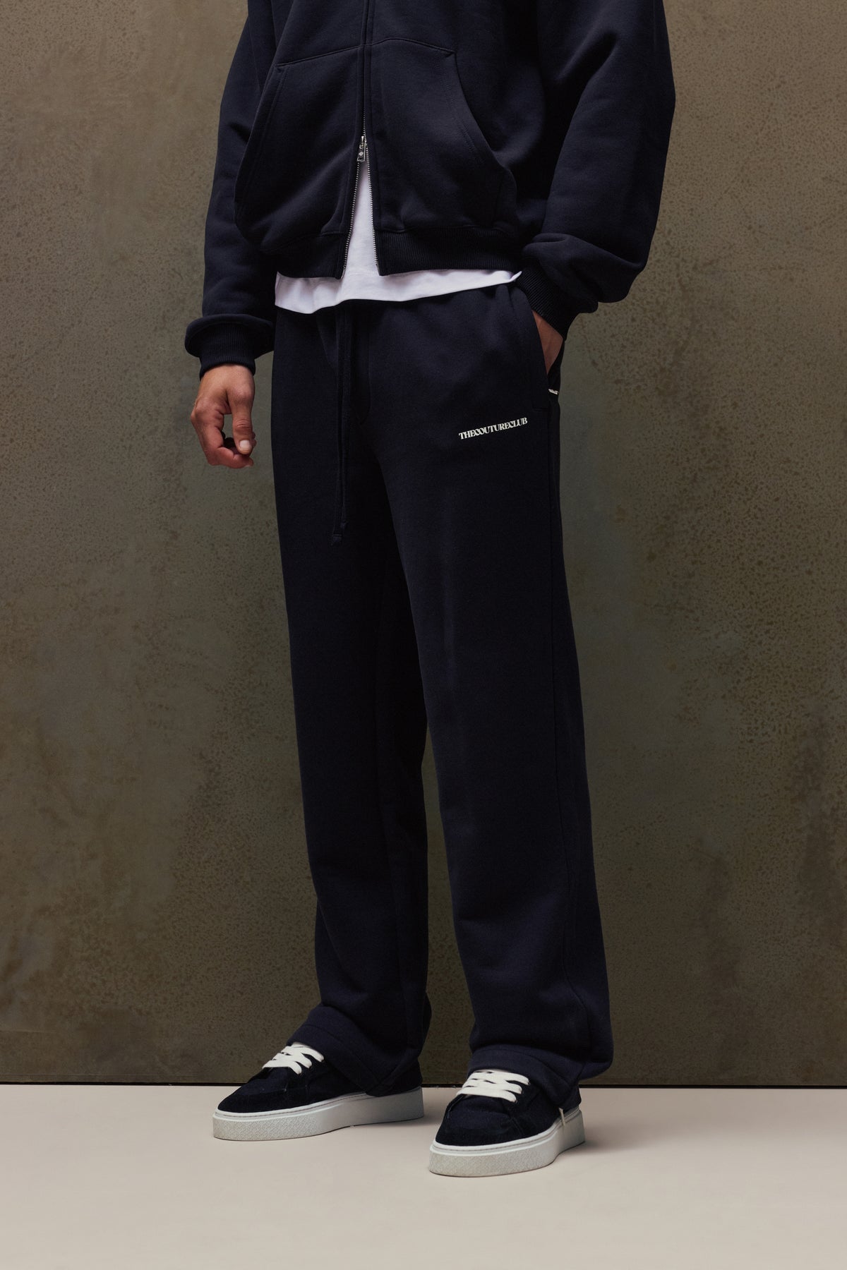 COPYRIGHT STRAIGHT LEG JOGGERS - BLACK