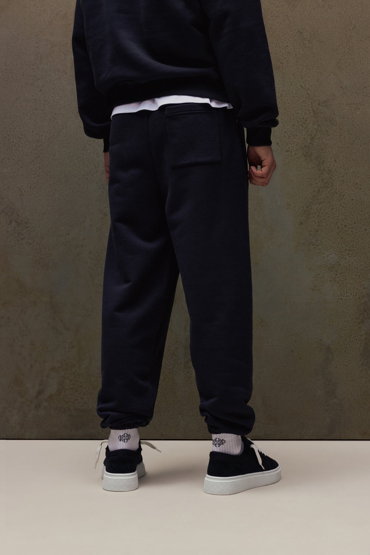 COPYRIGHT CUFFED JOGGERS - BLACK
