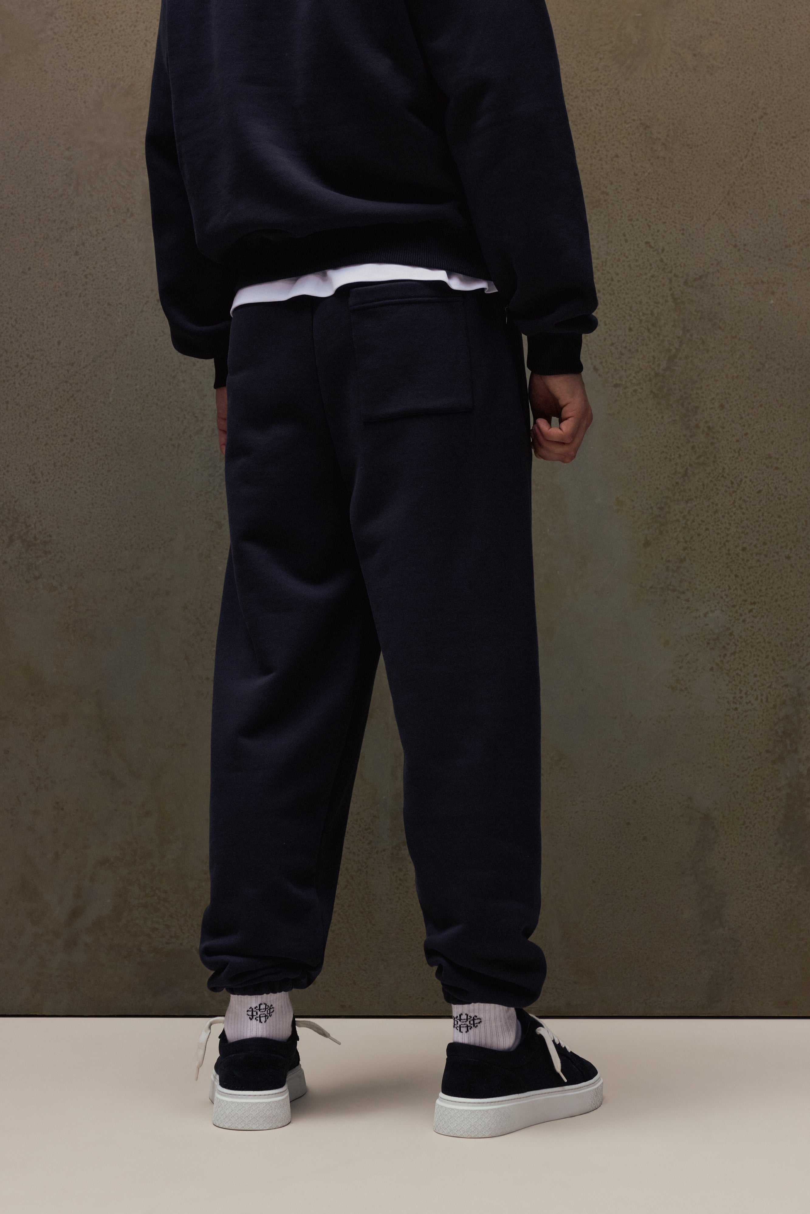 COPYRIGHT CUFFED JOGGERS - BLACK