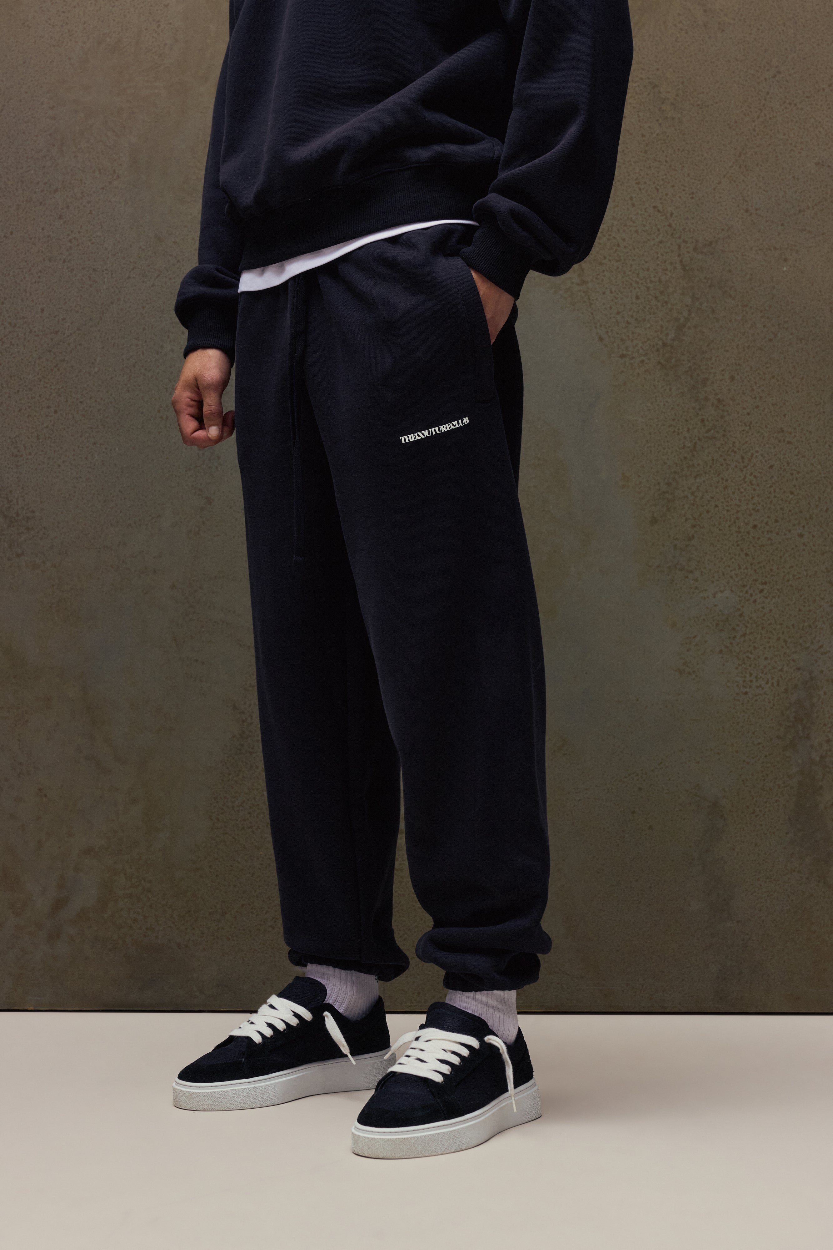 COPYRIGHT CUFFED JOGGERS - BLACK