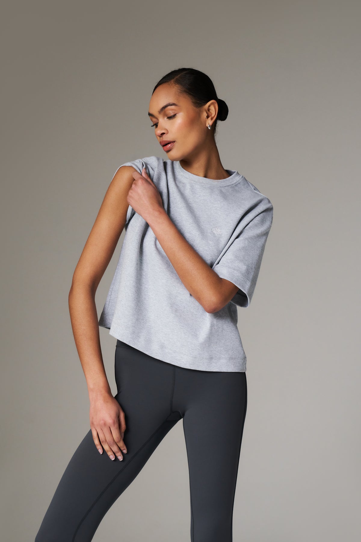 EMBLEM REGULAR FIT T-SHIRT - GREY MARL