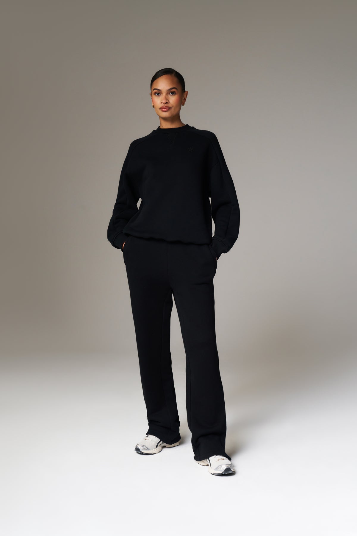 LAUNDERED CLASSICS STRAIGHT LEG JOGGERS - WASHED BLACK