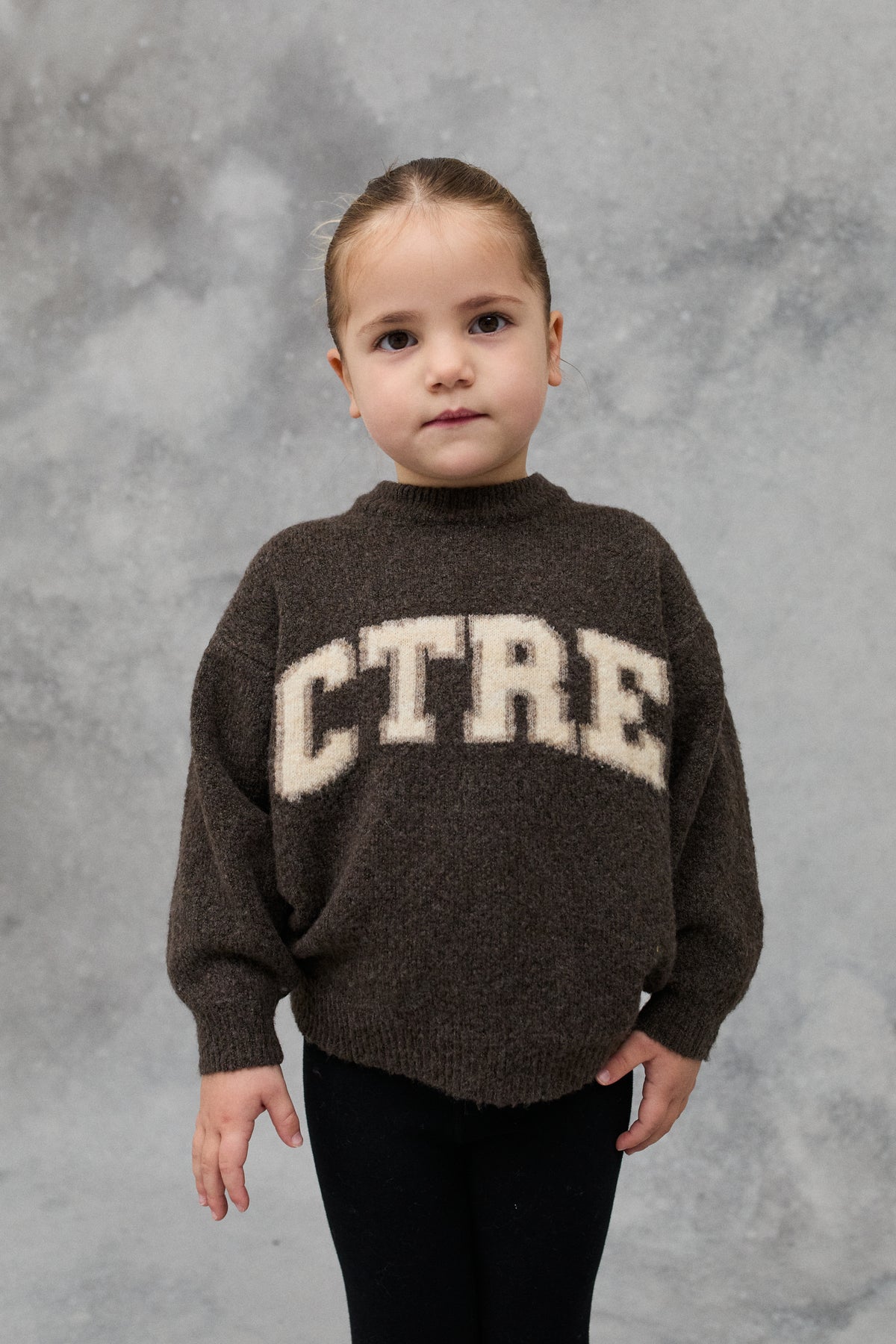 KIDS CTRE KNITTED SWEATSHIRT - BROWN