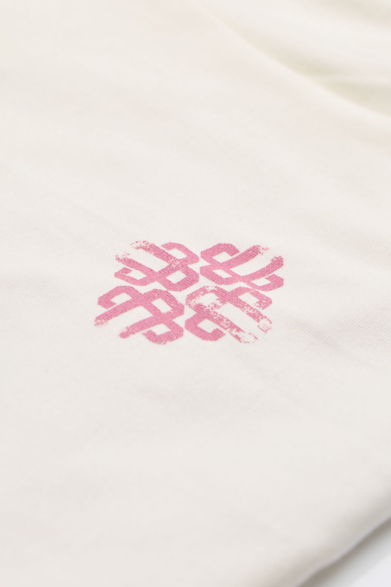 VINTAGE EMBLEM GRAPHIC CUT OFF VEST - OFF WHITE PINK