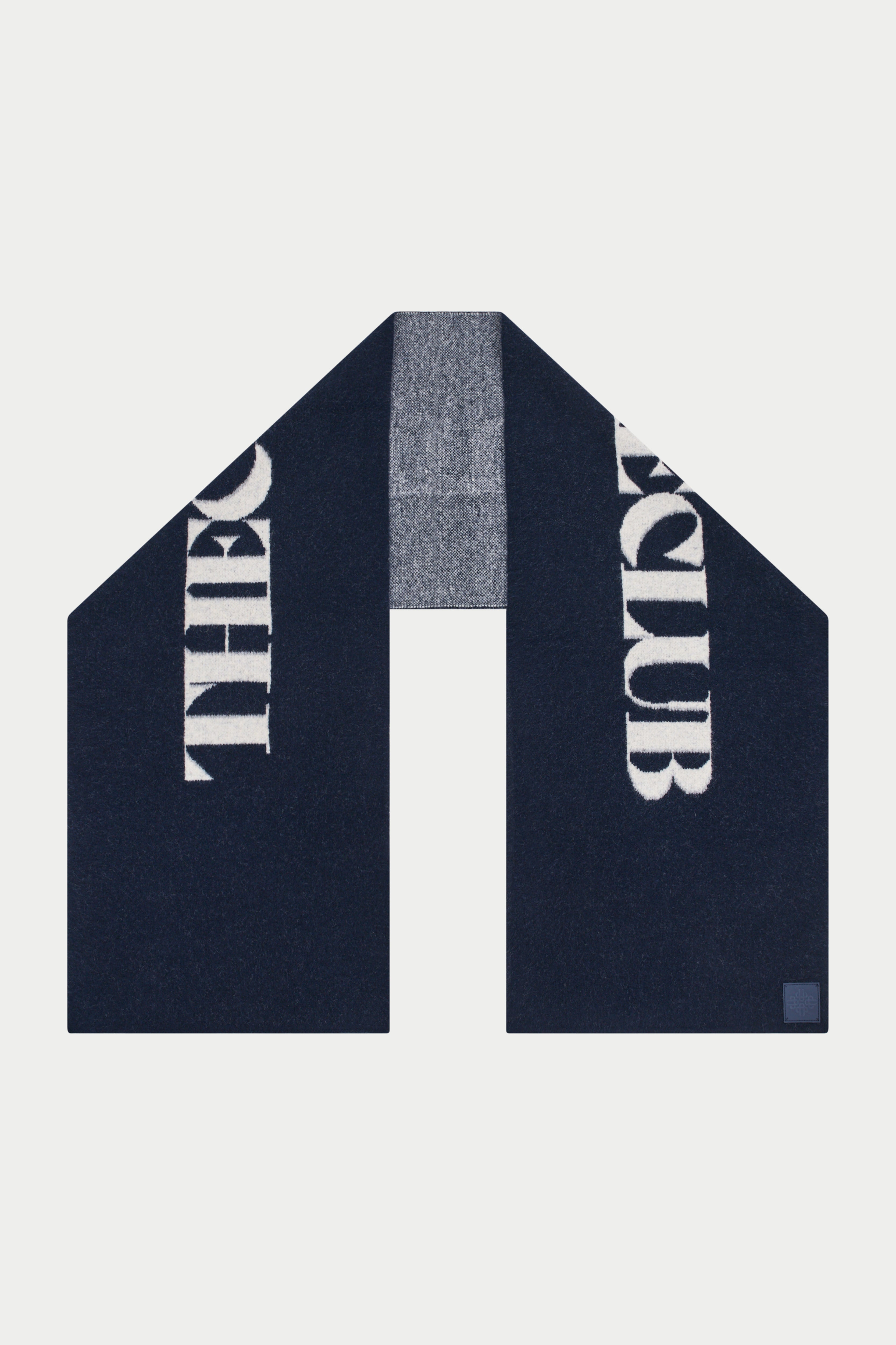 COPYRIGHT KNIT SCARF - NAVY