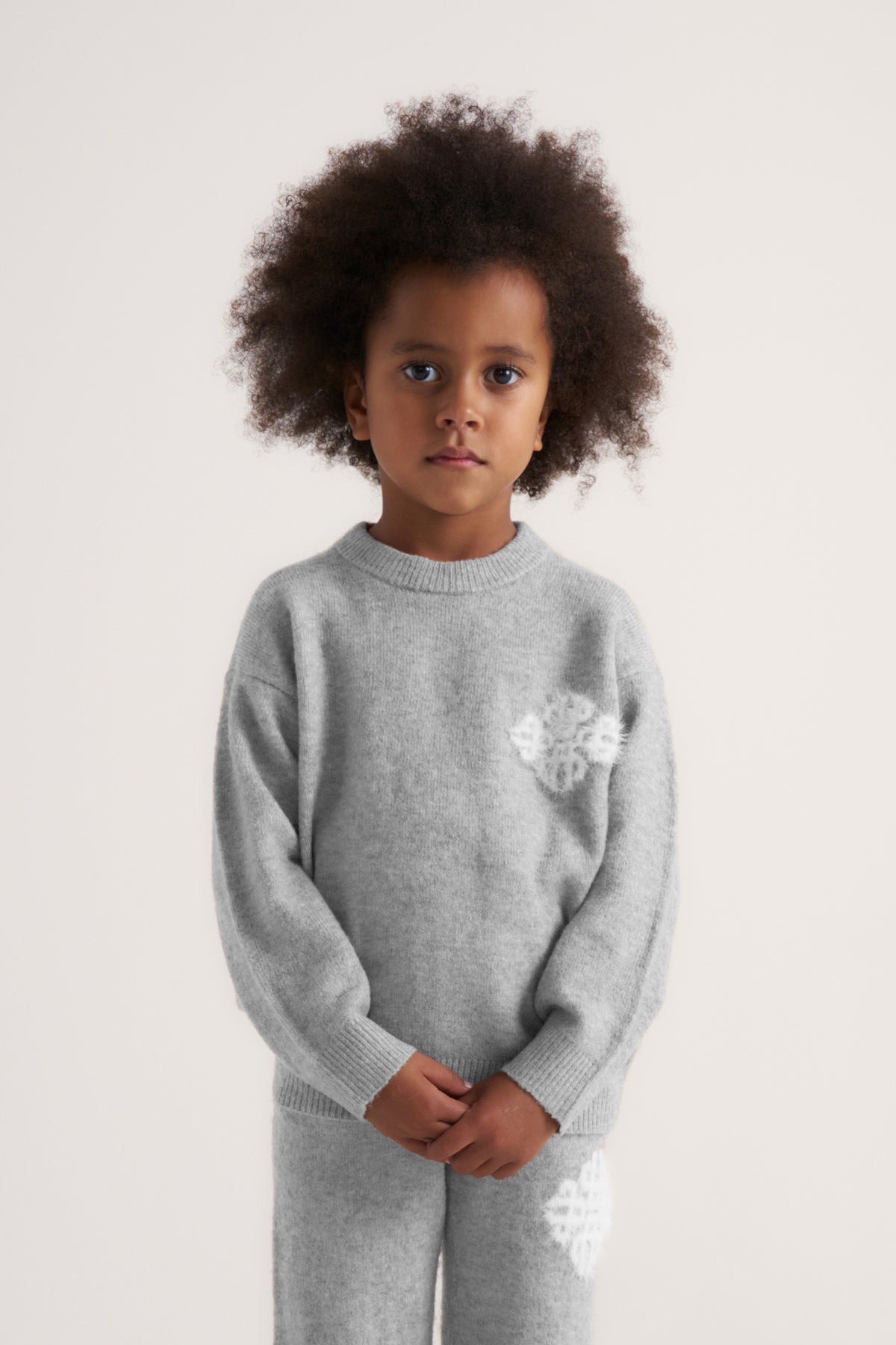 KIDS EMBLEM FLUFFY KNIT CREW - GREY MARL