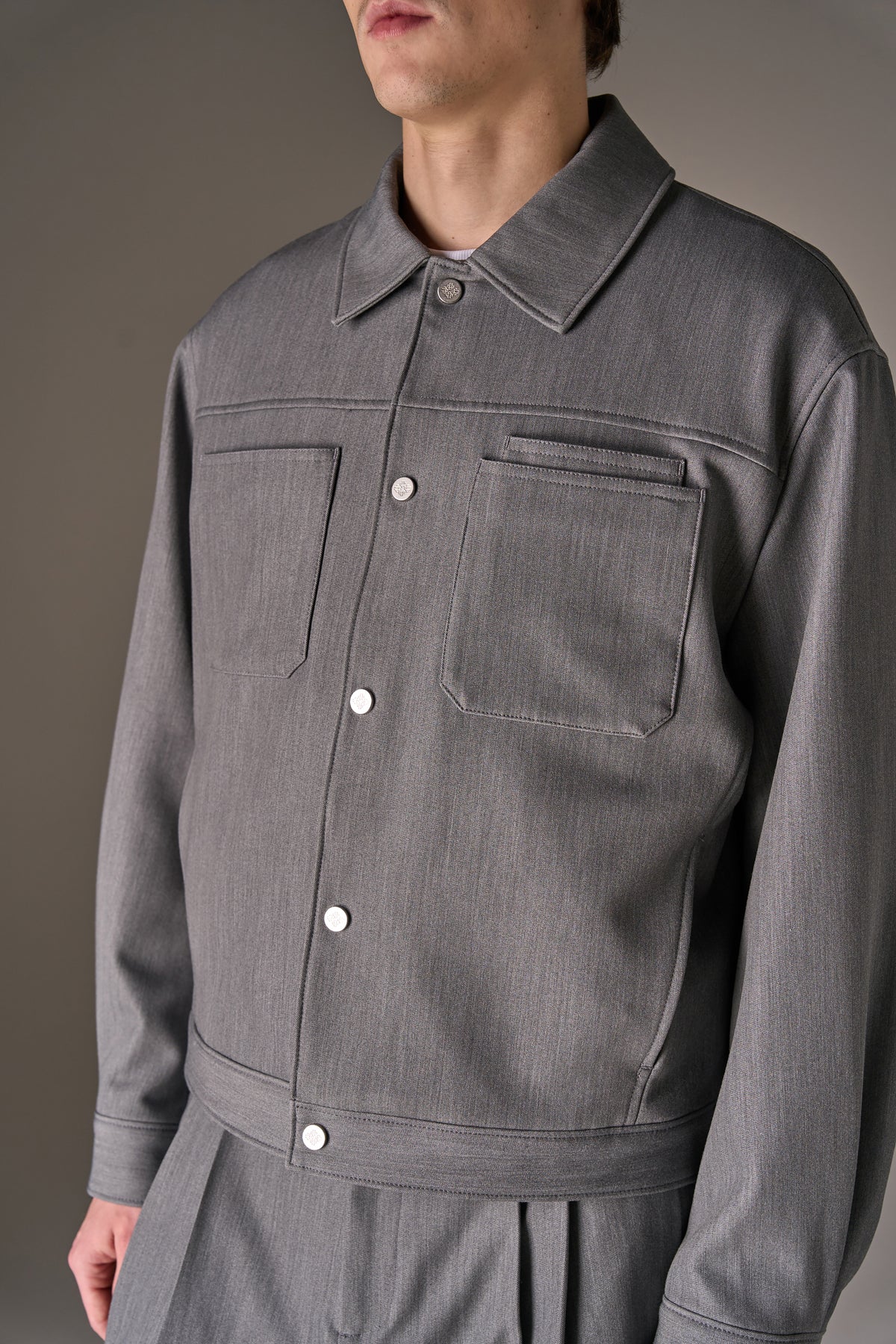 PATCH POCKET TAILORED JACKET - GREY