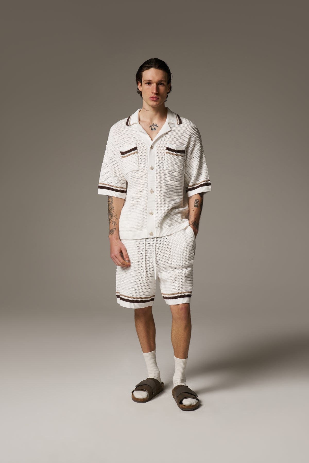 CROCHET KNITTED STRIPE SHIRT - WHITE/BROWN