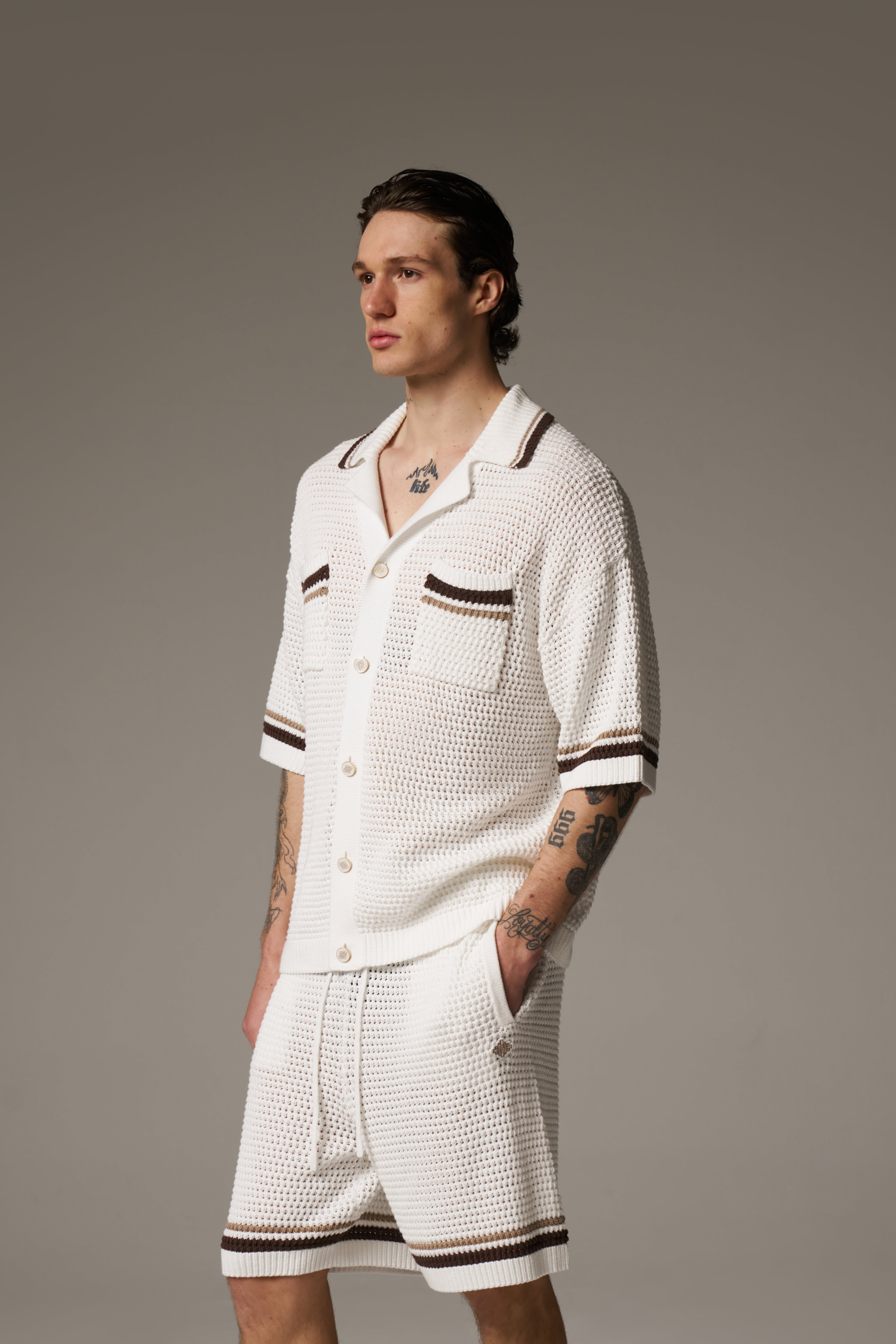 CROCHET KNITTED STRIPE SHIRT - WHITE/BROWN