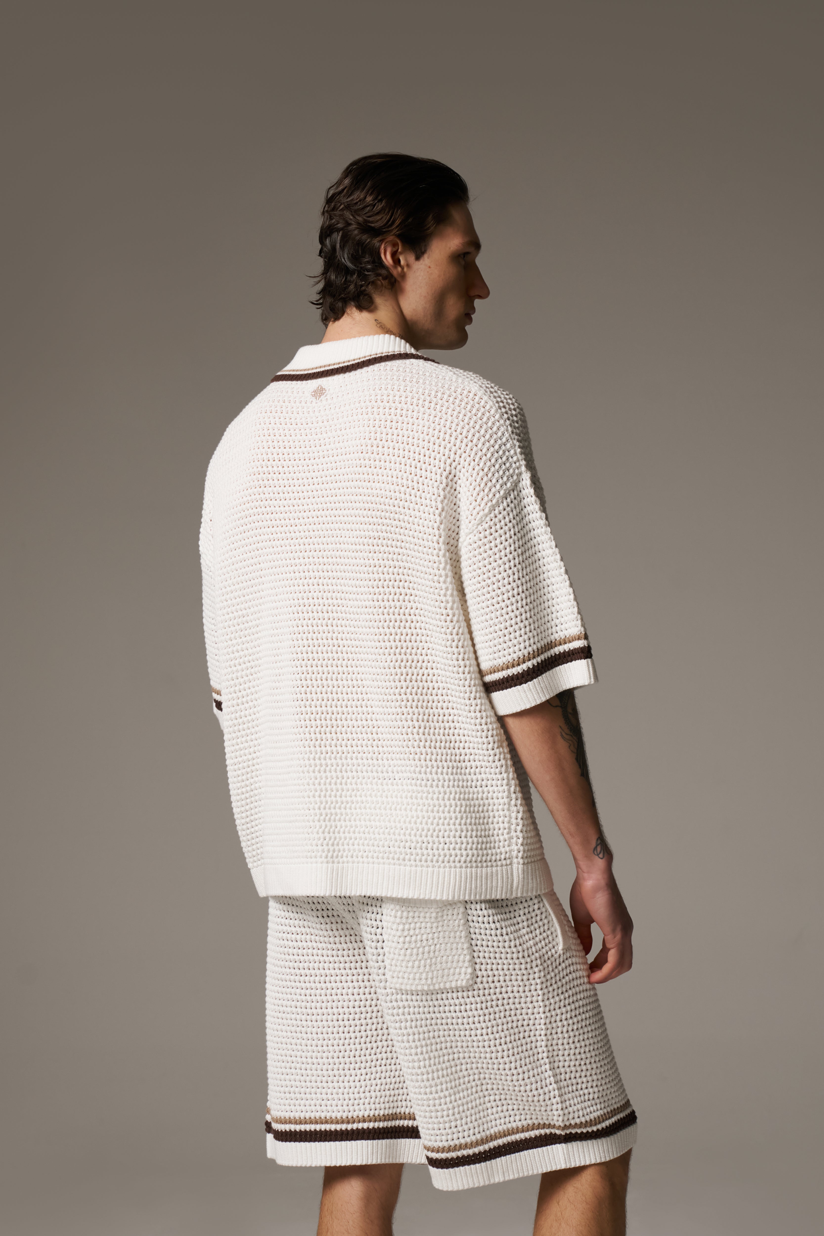 CROCHET KNITTED STRIPE SHIRT - WHITE/BROWN