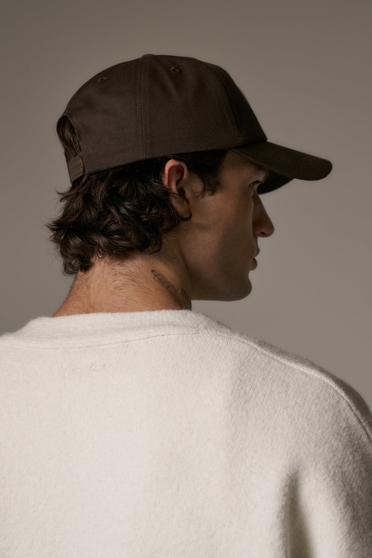 C SCRIPT CAP - BROWN