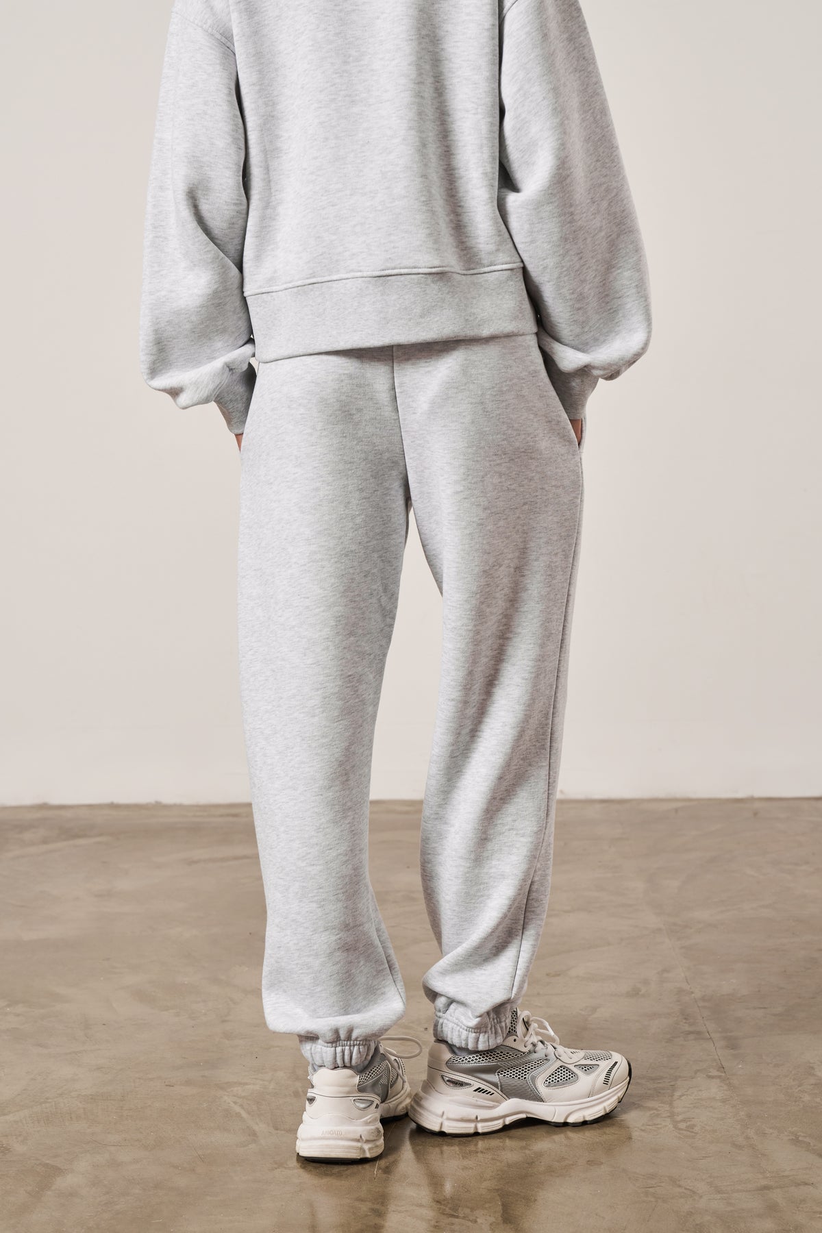 CTRE RELAXED JOGGERS - GREY MARL – The Couture Club