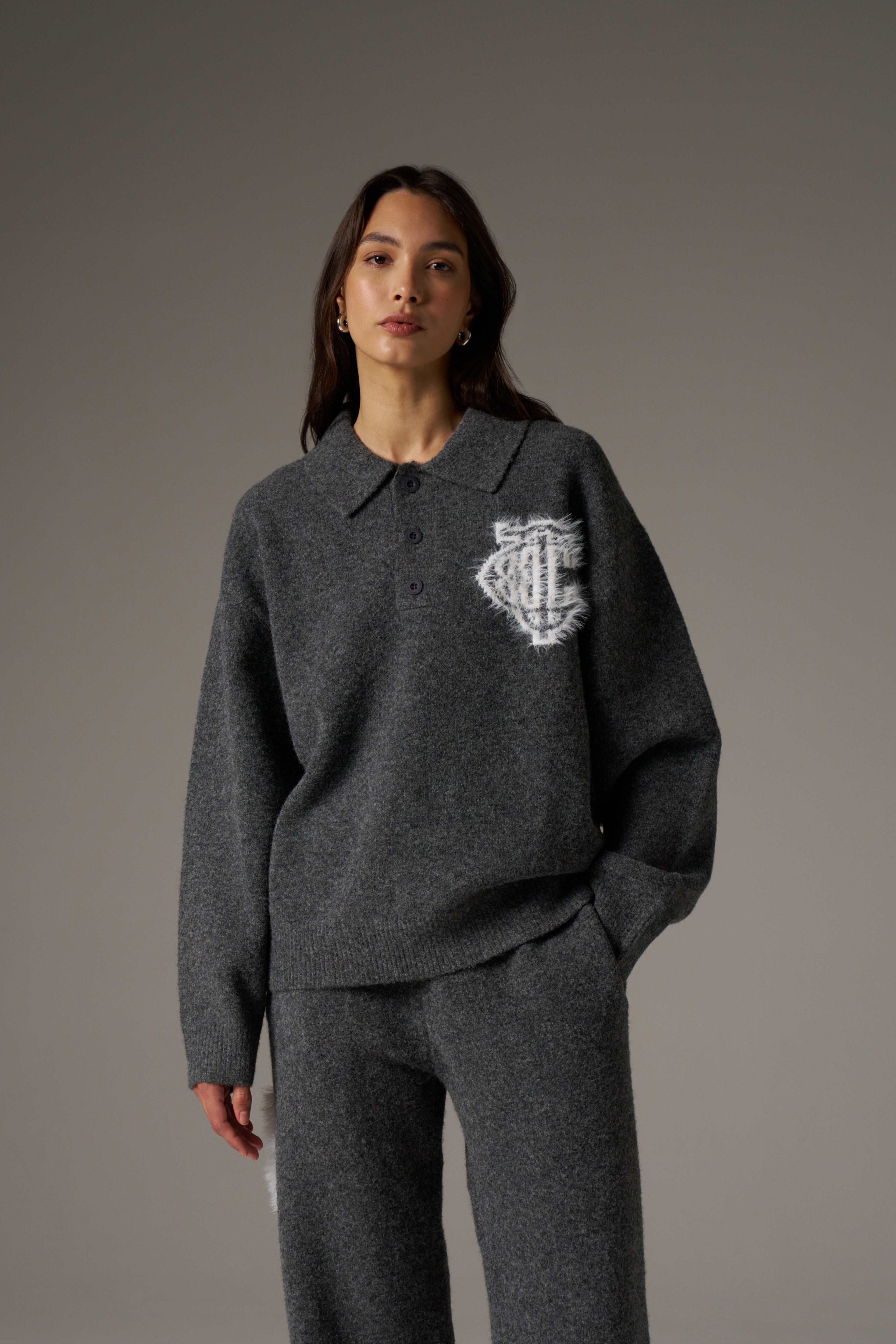 MONOGRAM FLUFFY KNIT POLO - CHARCOAL