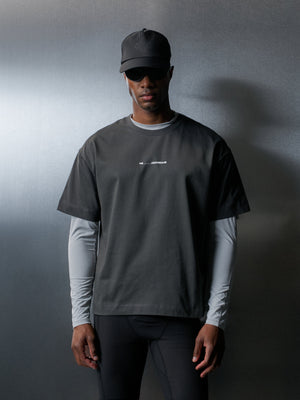 LUXURY IN MOTION GRAPHIC T-SHIRT - CHARCOAL