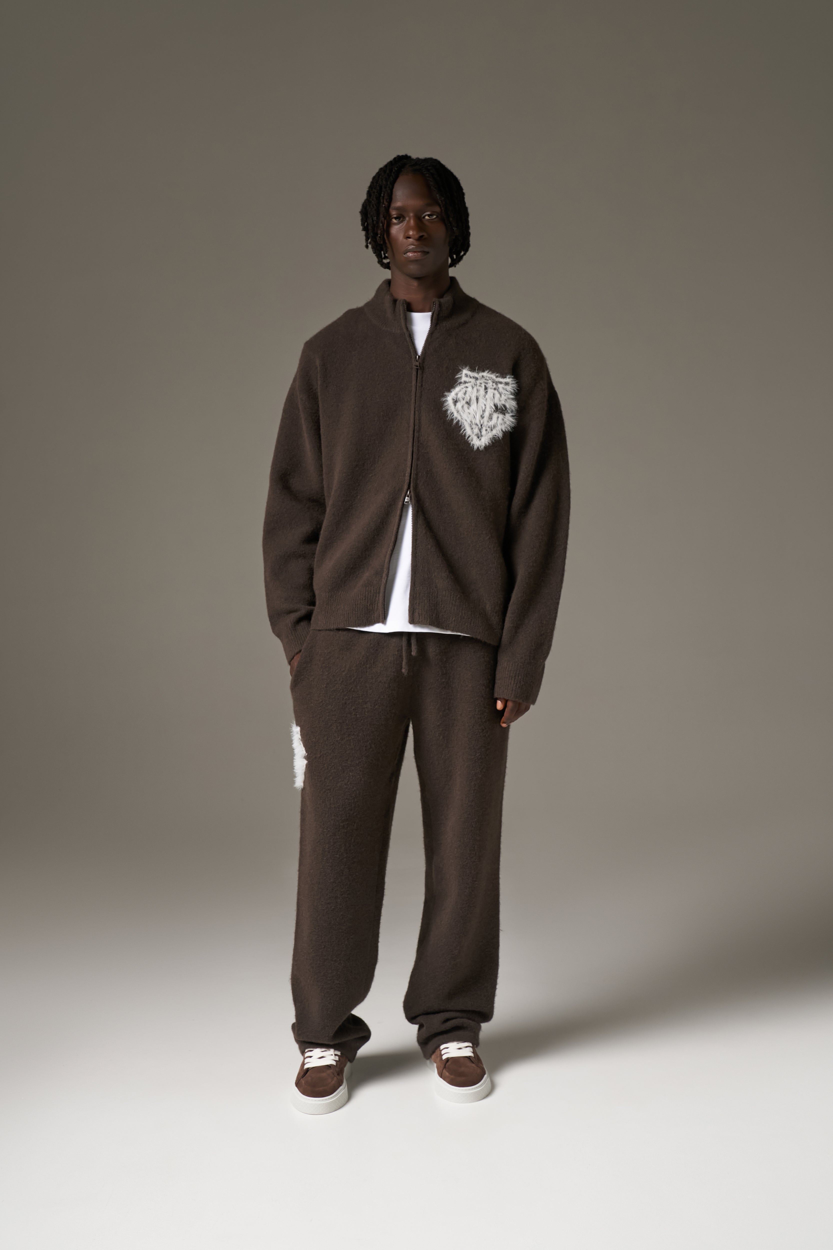 MONOGRAM FLUFFY KNIT ZIP THROUGH - BROWN