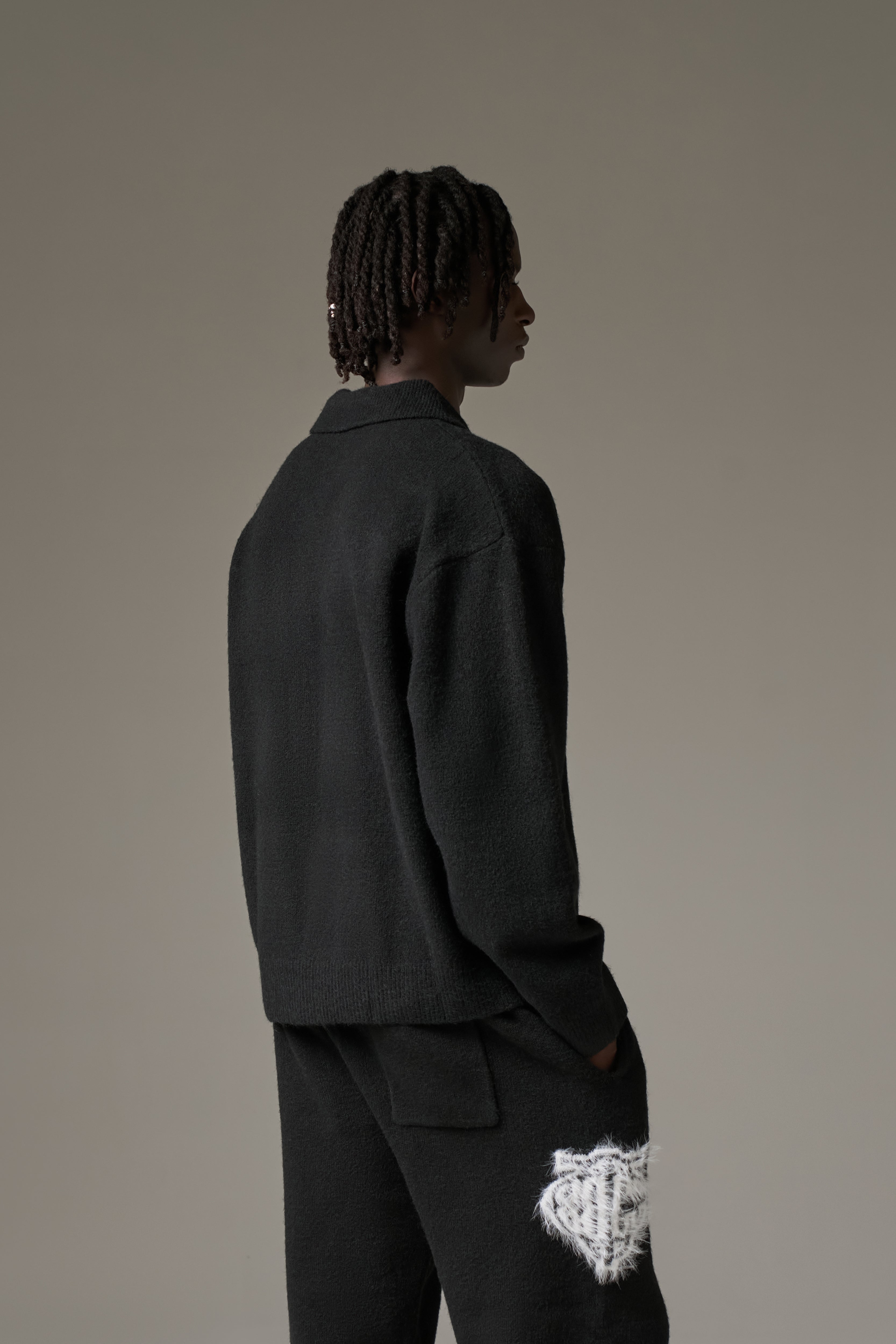 MONOGRAM FLUFFY KNIT POLO - BLACK