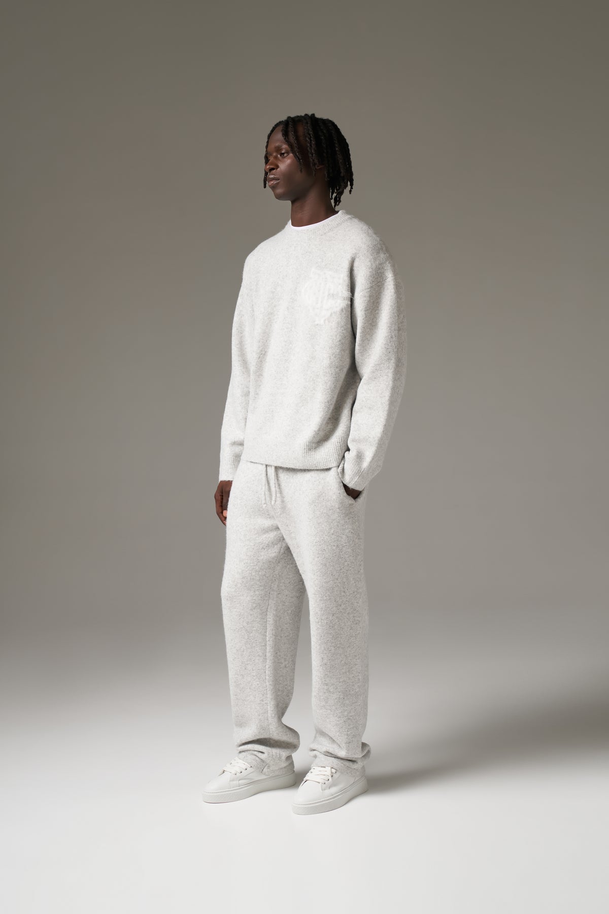 MONOGRAM FLUFFY KNIT CREW - GREY MARL
