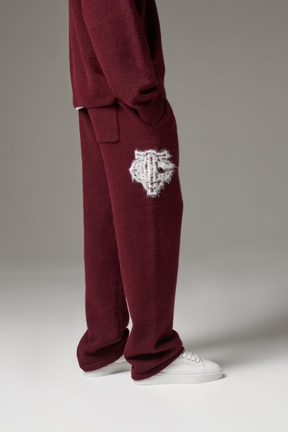 MONOGRAM FLUFFY KNIT JOGGERS - BURGUNDY