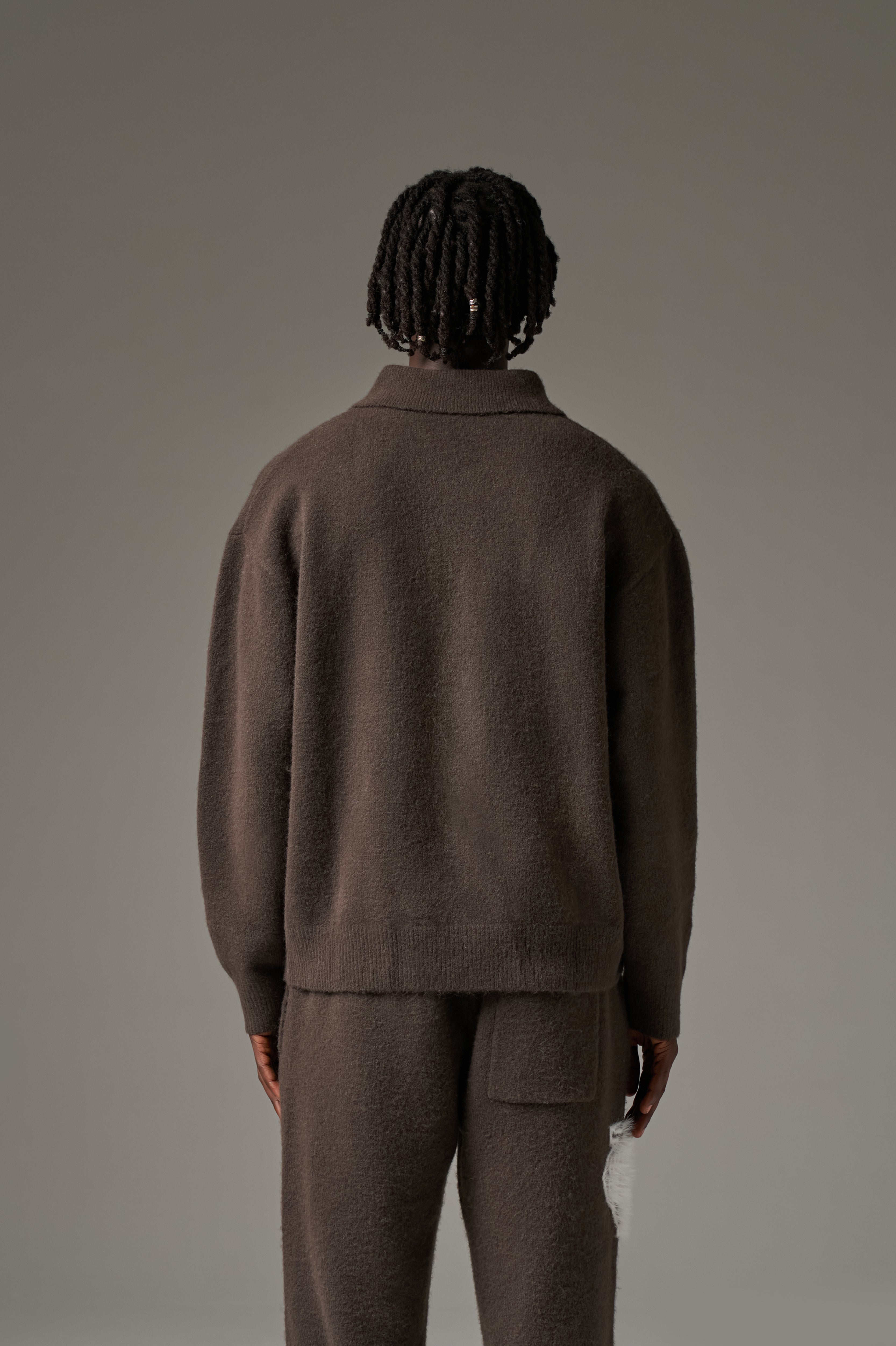MONOGRAM FLUFFY KNIT POLO - BROWN