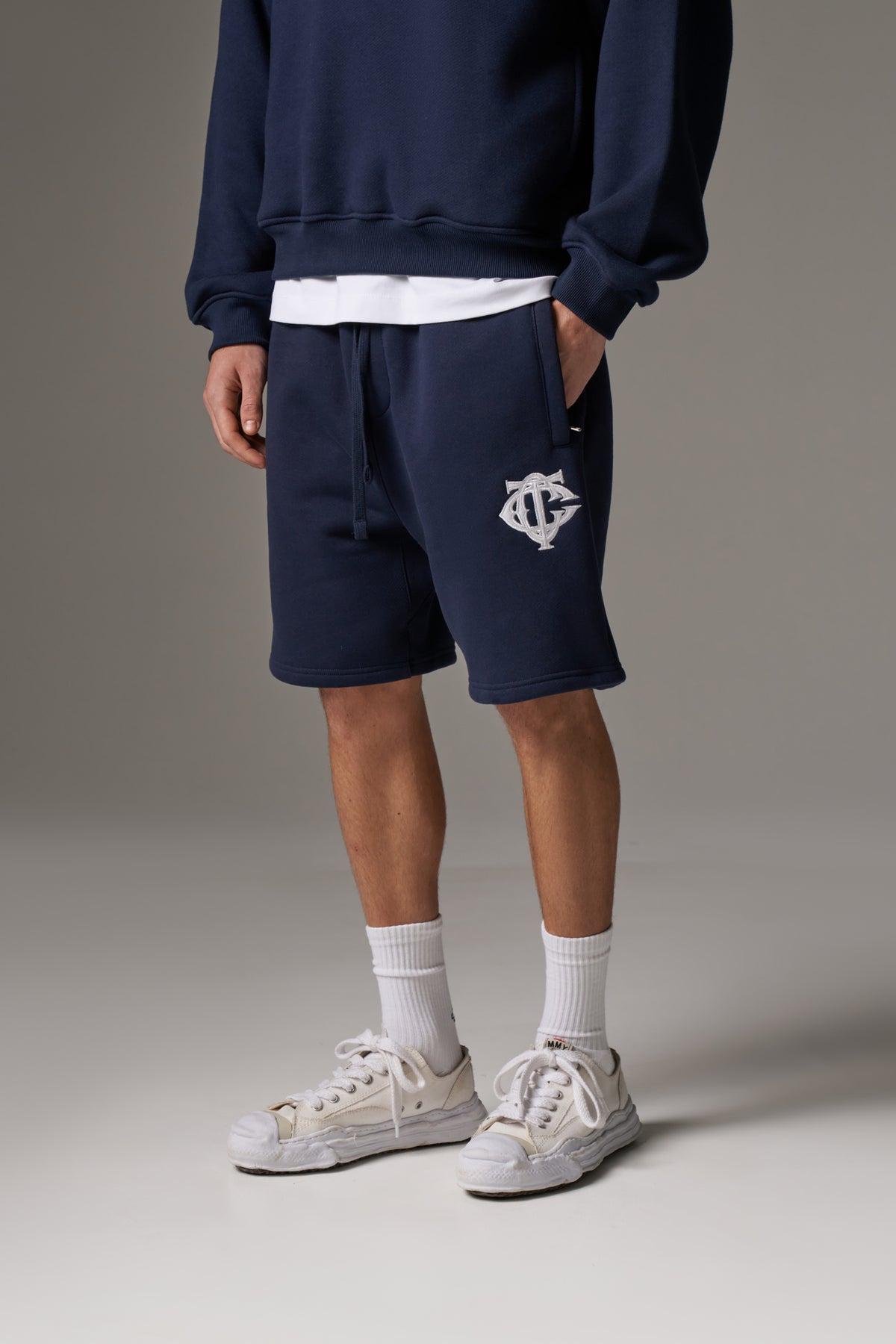 HEAVYWEIGHT MONOGRAM SHORTS - NAVY