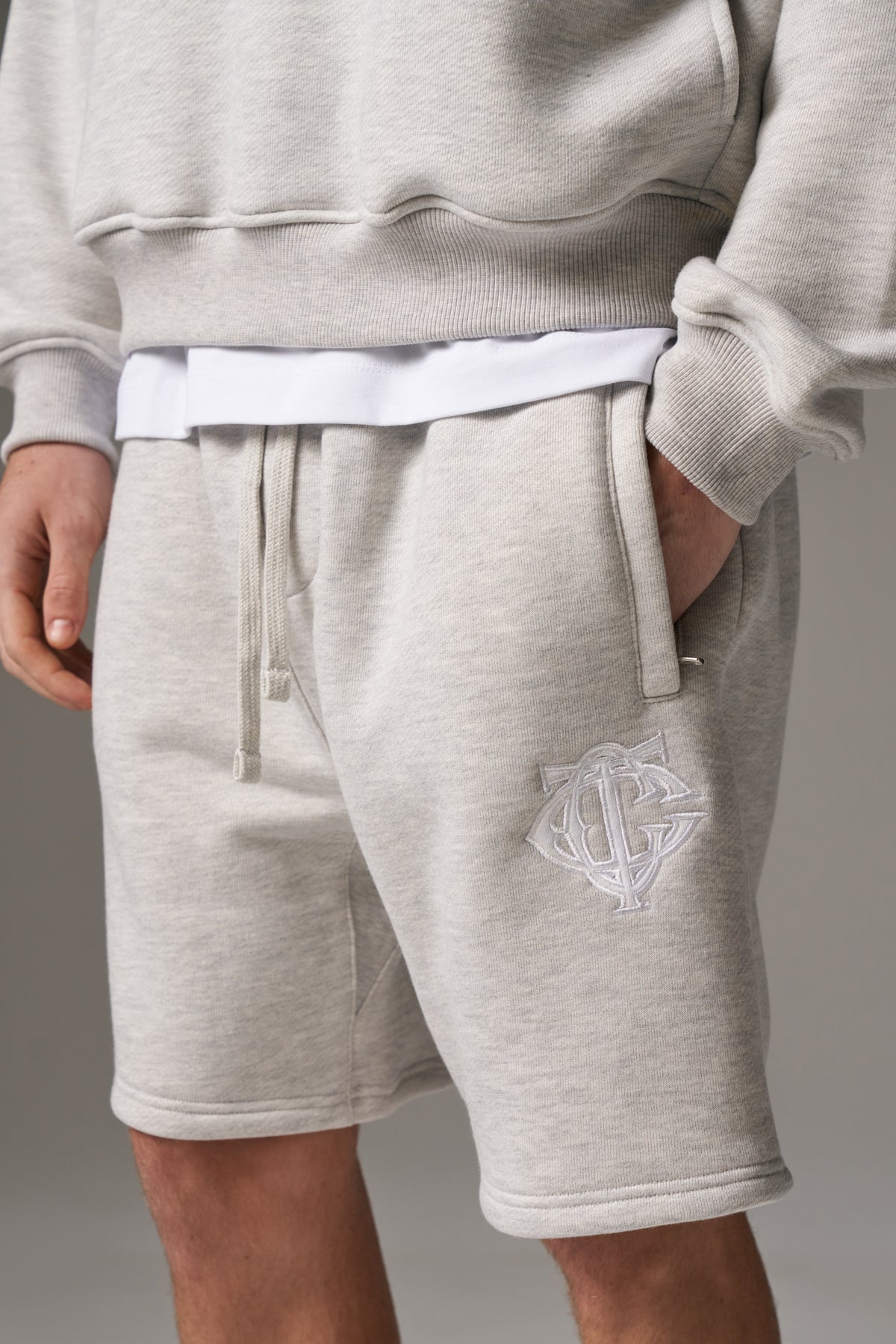 HEAVYWEIGHT MONOGRAM SHORTS - GREY MARL