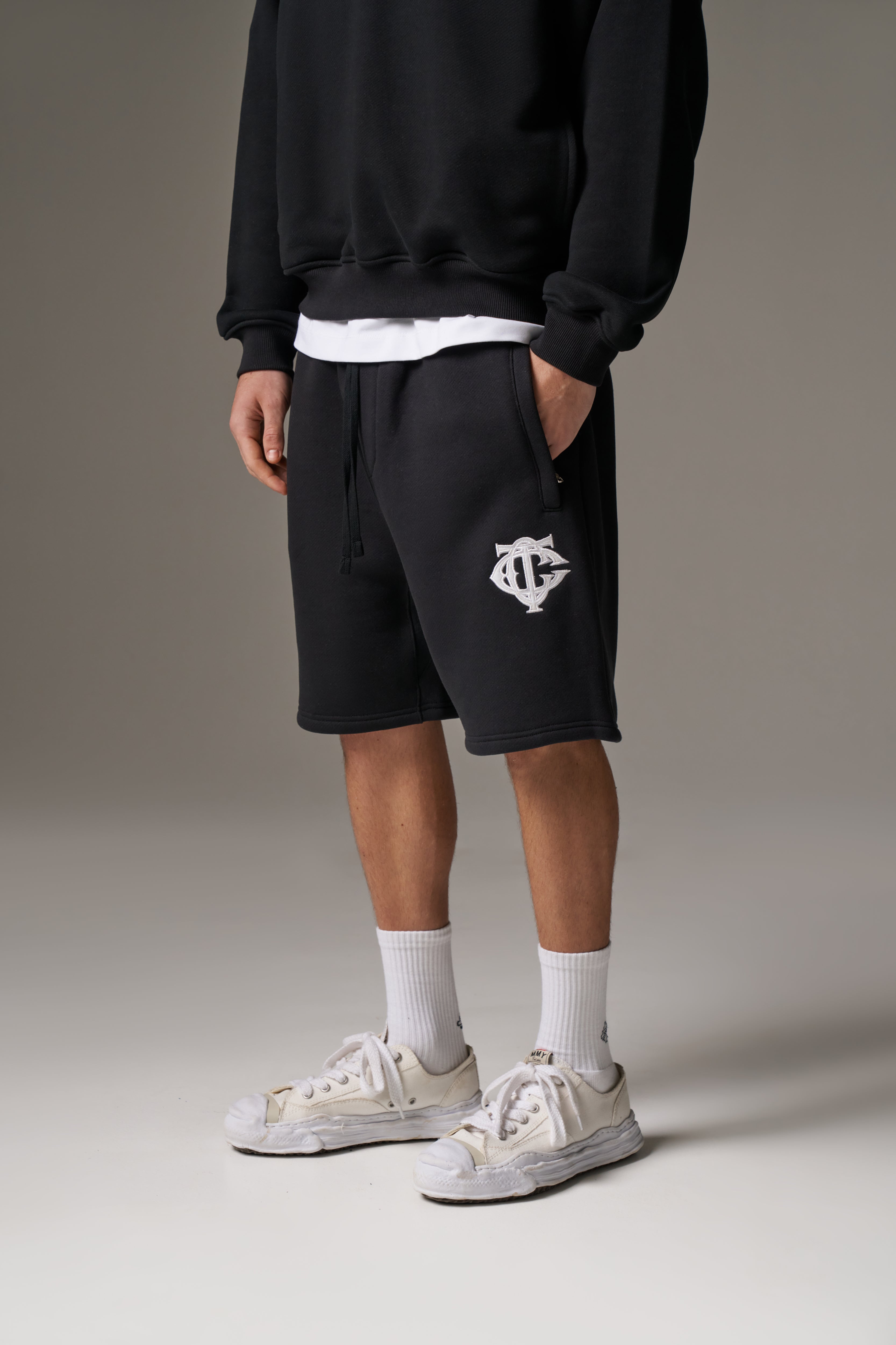 HEAVYWEIGHT MONOGRAM SHORTS - BLACK