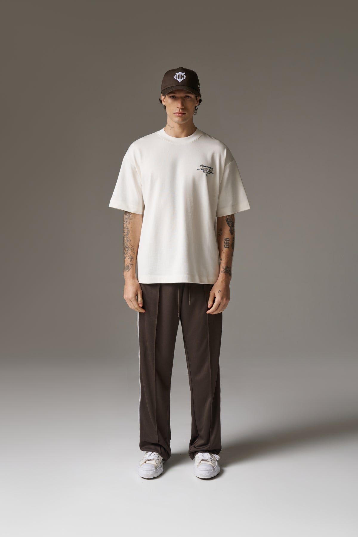 DESIGN DEPARTMENT CHEST PRINT T-SHIRT - OFF WHITE